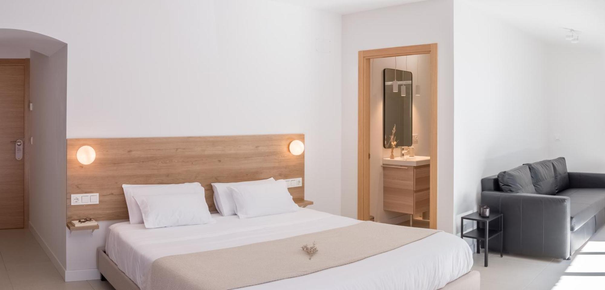 Adaka Farm stay