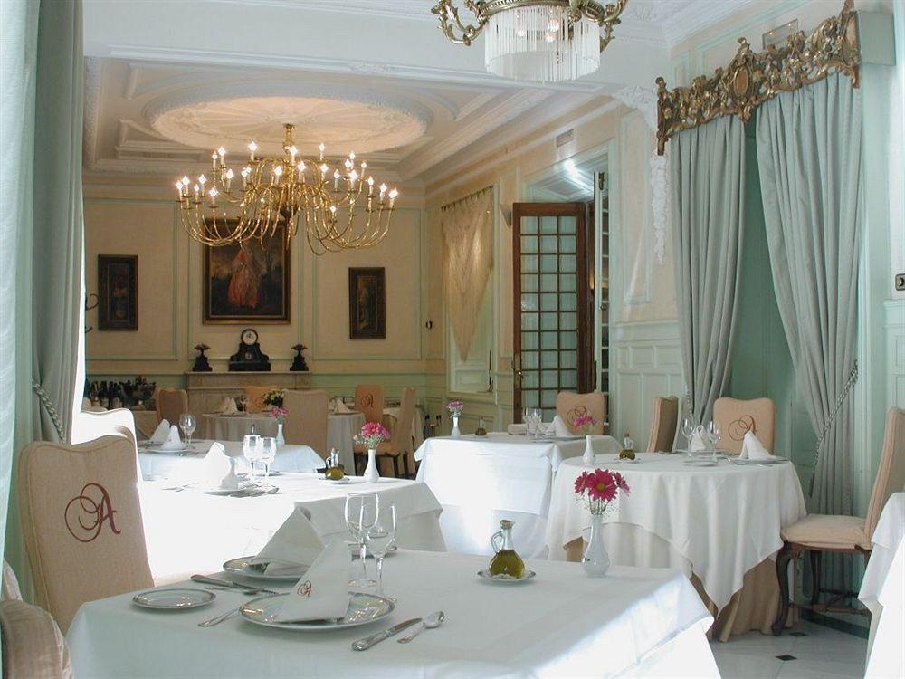 Hotel Alabardero 4*