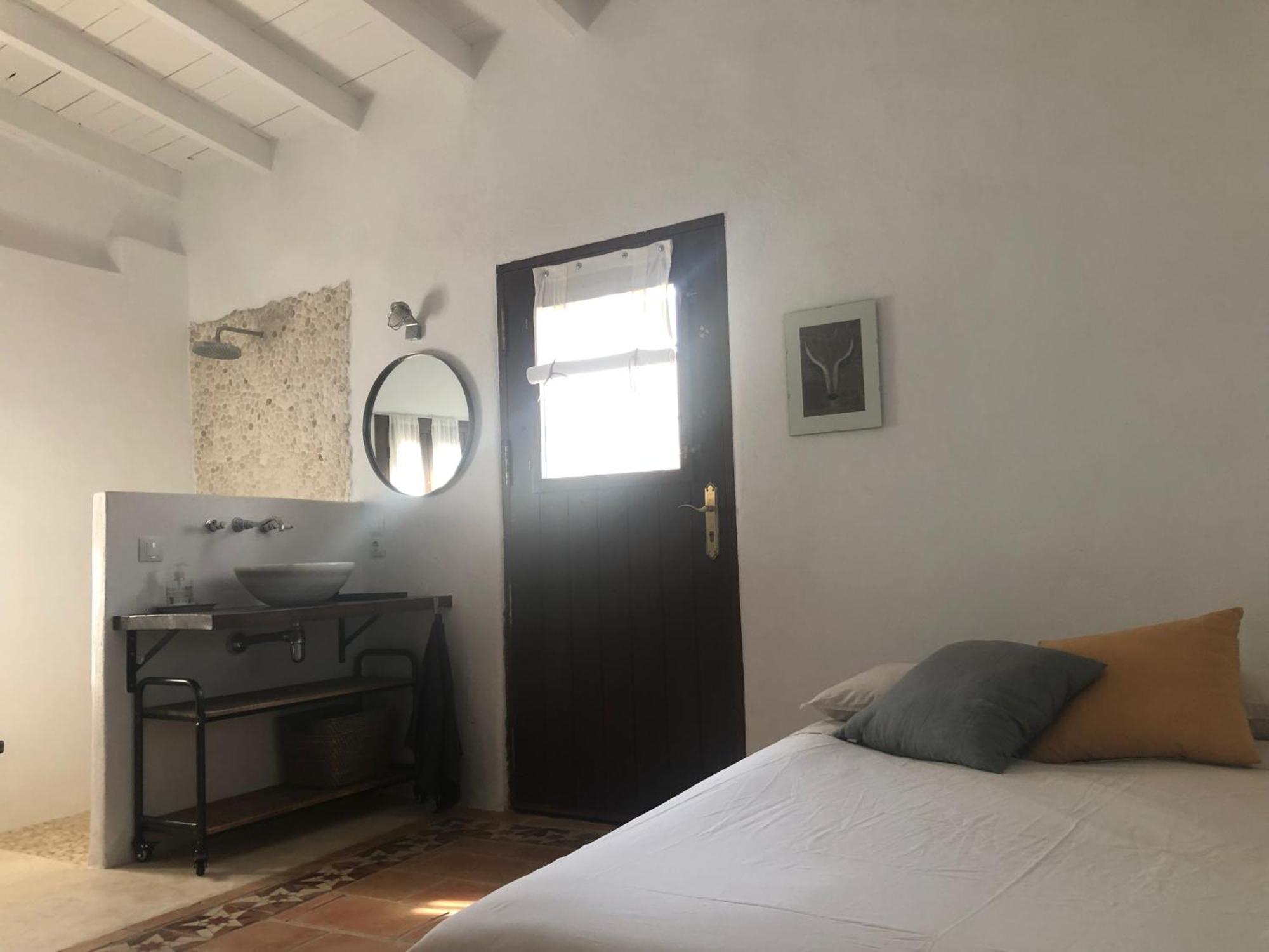 Estudio En Cortijo En Fernan Perez