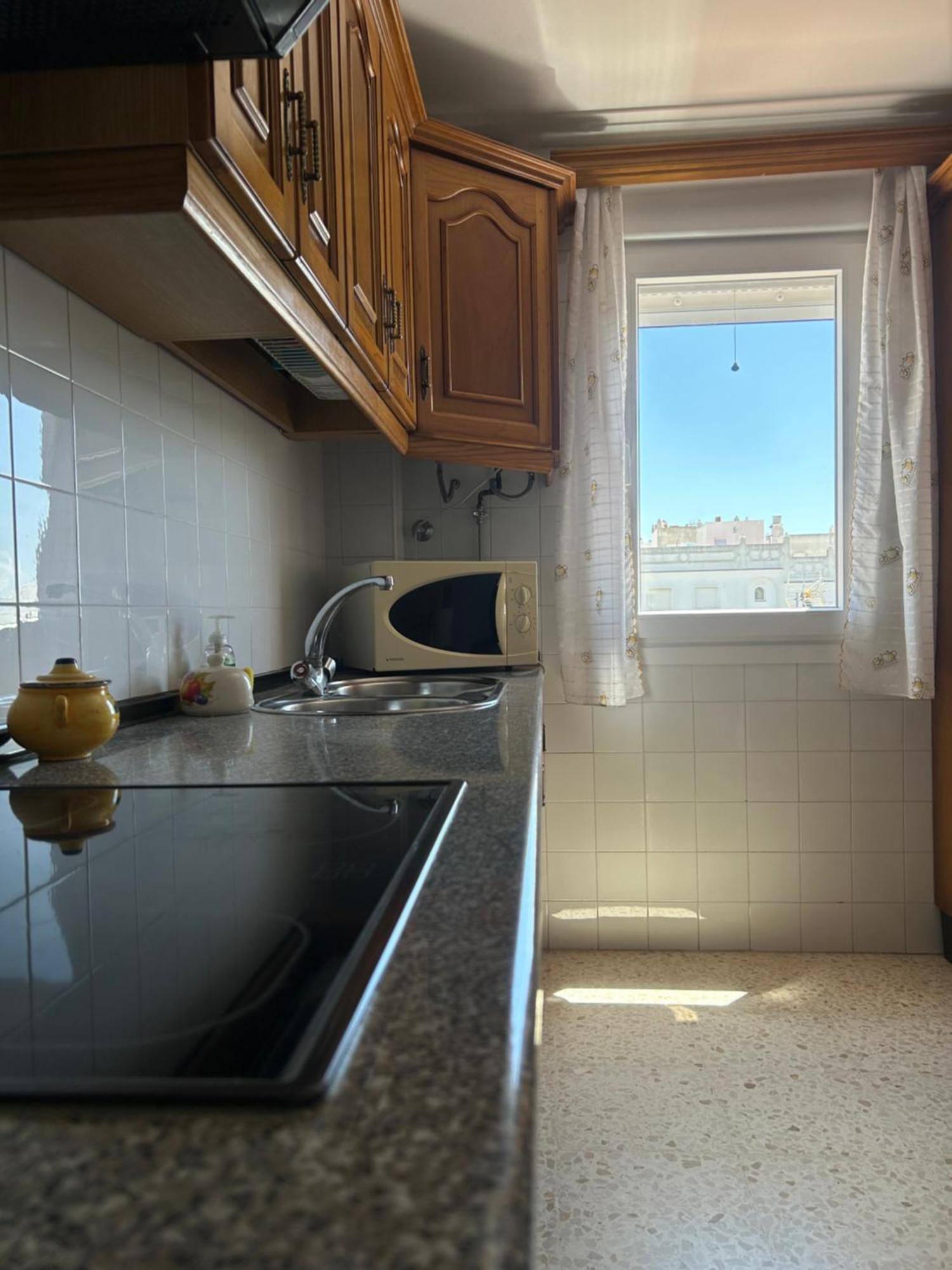 Piso De 3 Con Excelente Ubicación En Vejer * Vejer de la Frontera