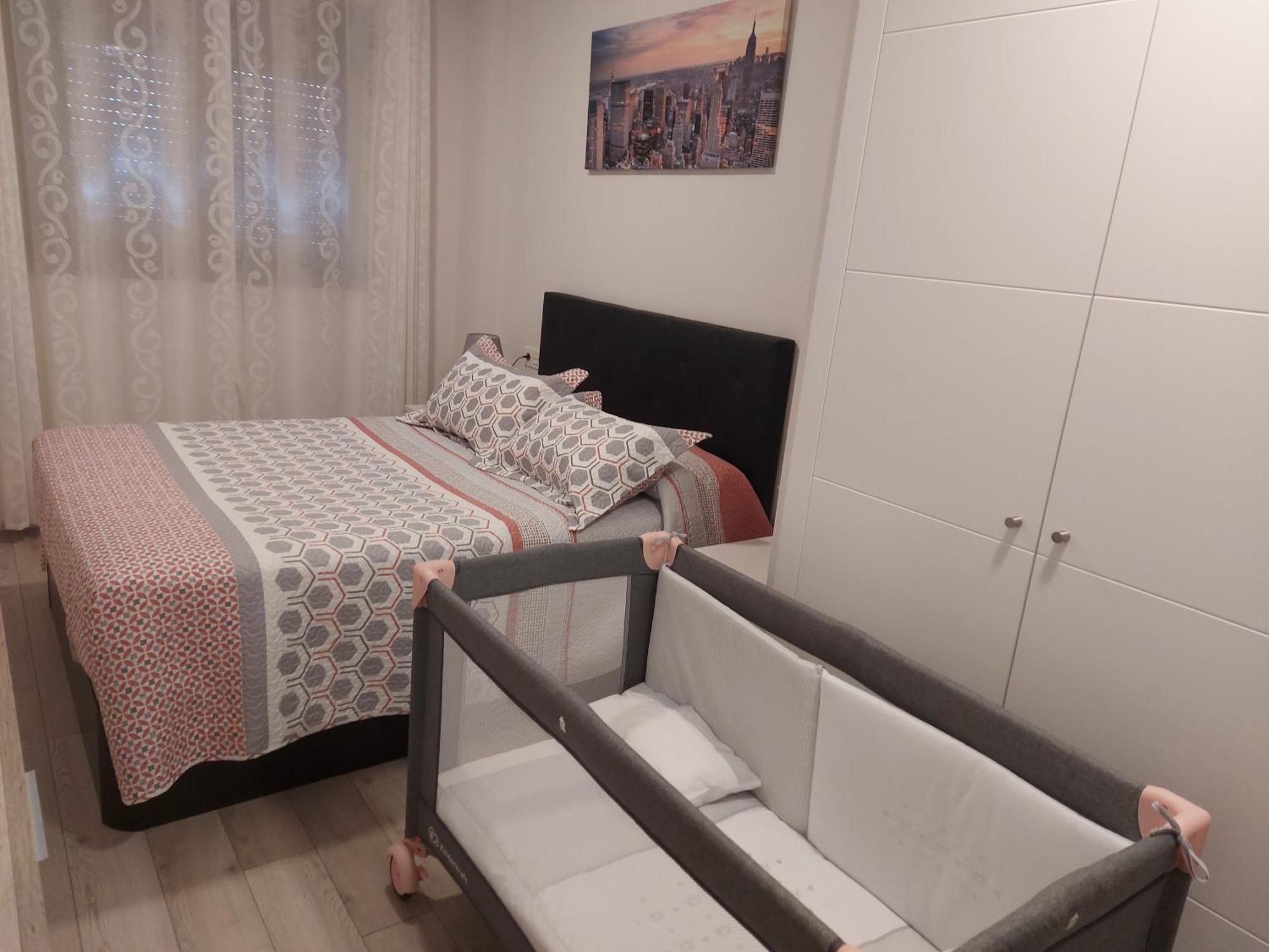Apartment Valle-niza: Beachfront Retreat In Velez-malaga