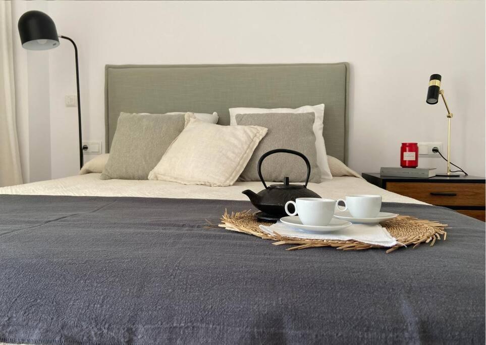 Seafront With Terrace And Views In Apartamento Jávea