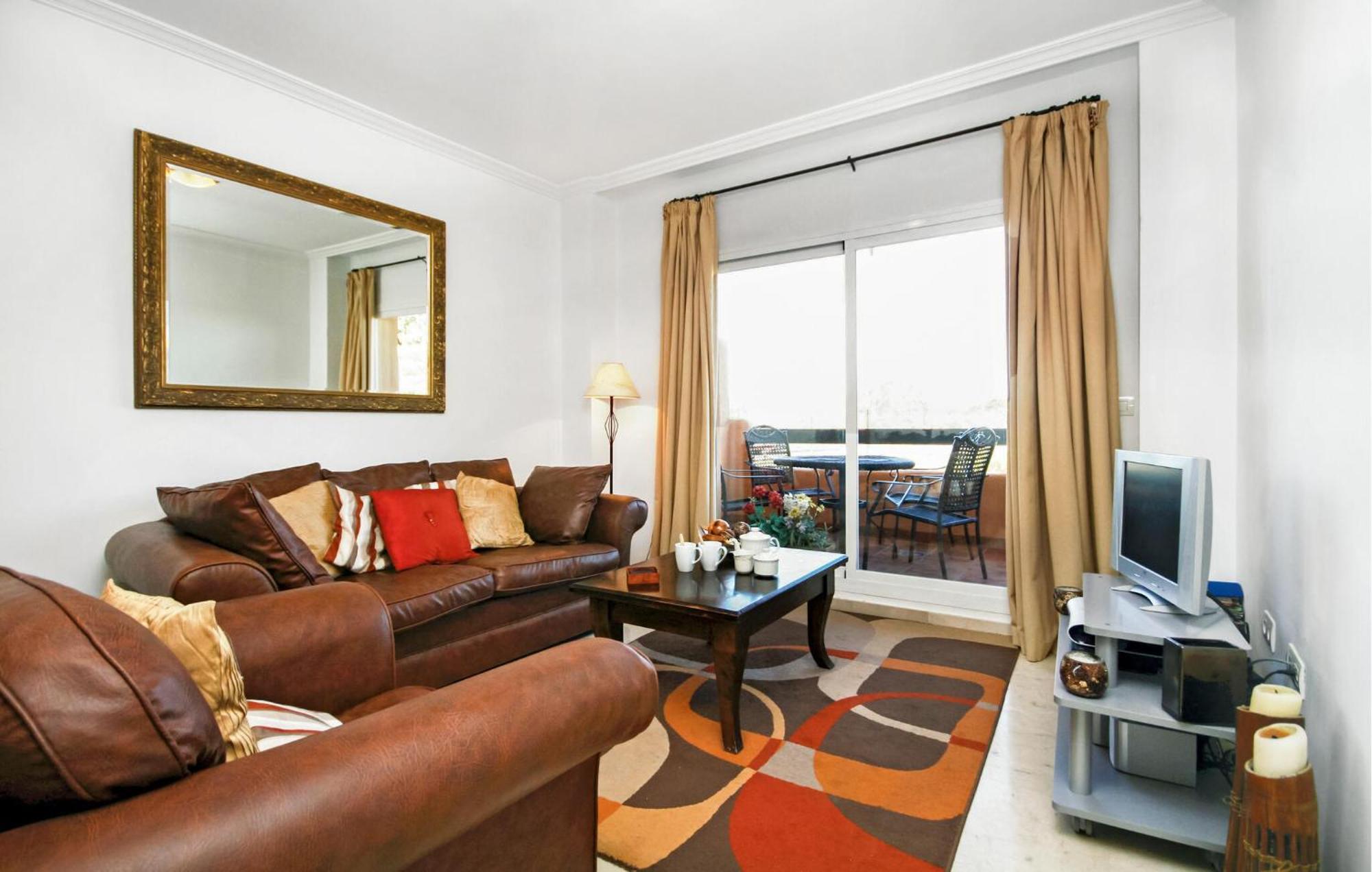 Amazing In With Kitchen Apartment *