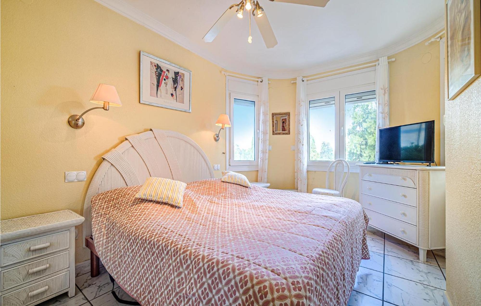 Beautiful In With Kitchen Holiday home Oliva