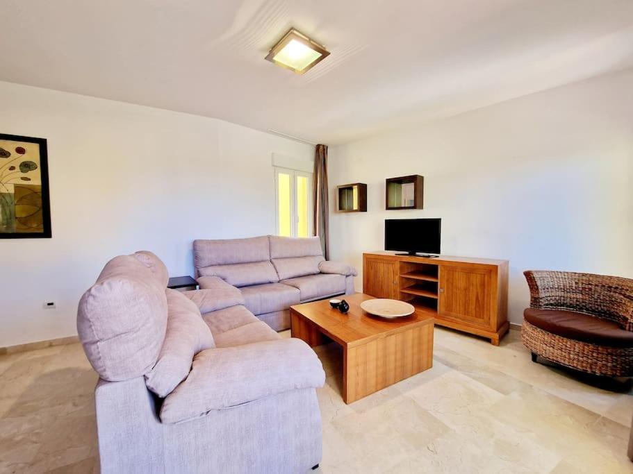 Atalaya 3 Bedrooms Apartamento *