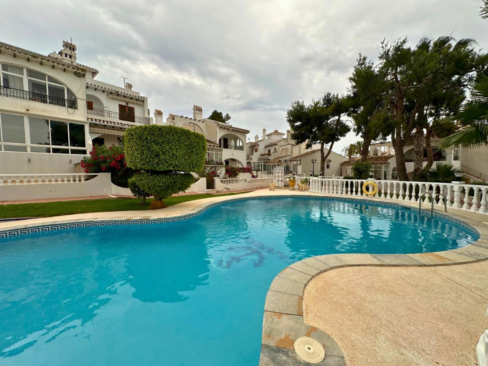 Сasa de vacaciones Ancora 4 En Urbanizacion Con Piscina Torrevieja