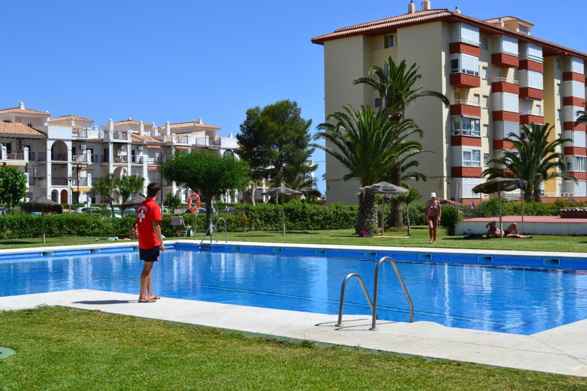 Spacious 1 Bedroom Apartment, Front, Costa Apartment *