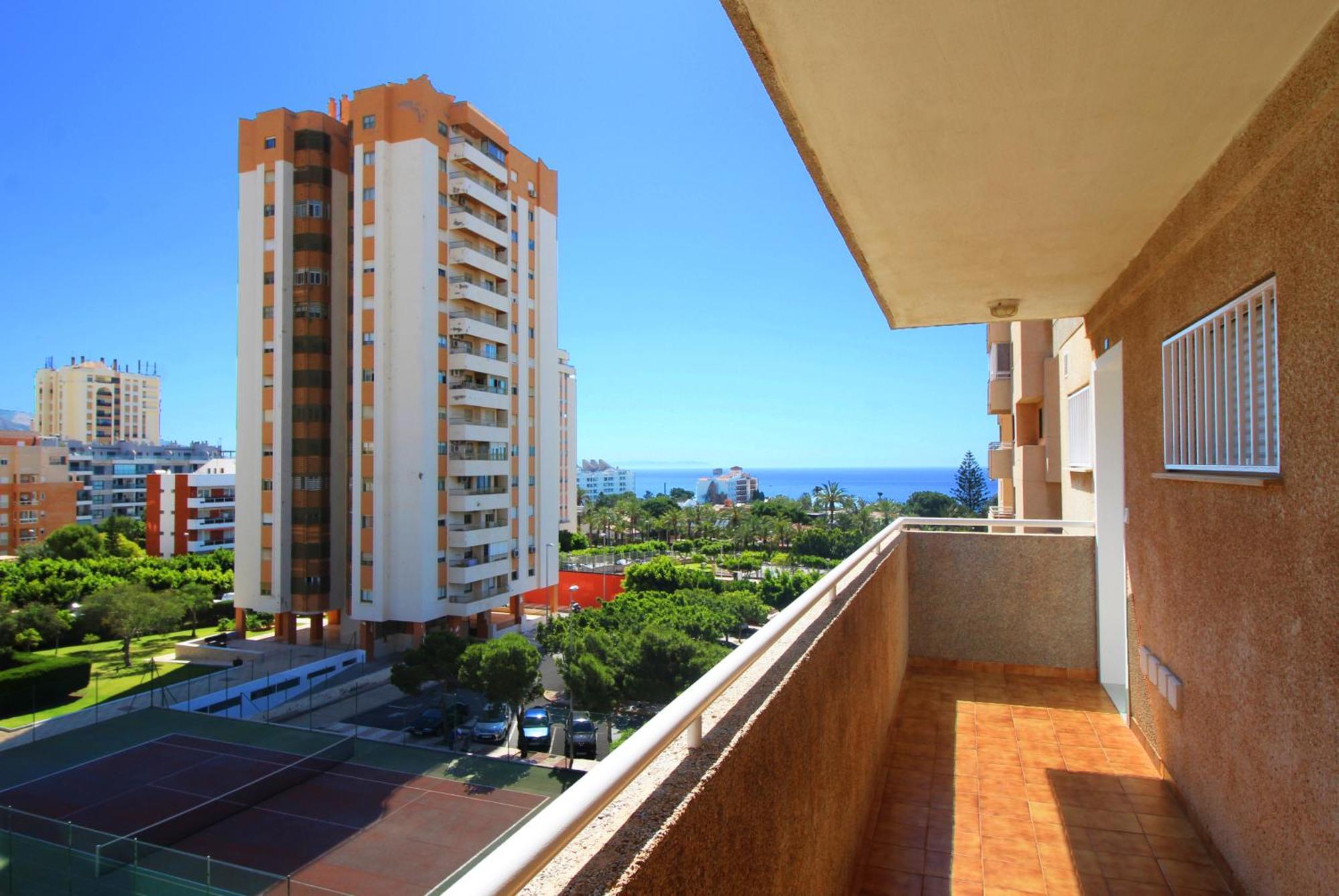 Corintio 4-c Br * Aguadulce (Almeria)