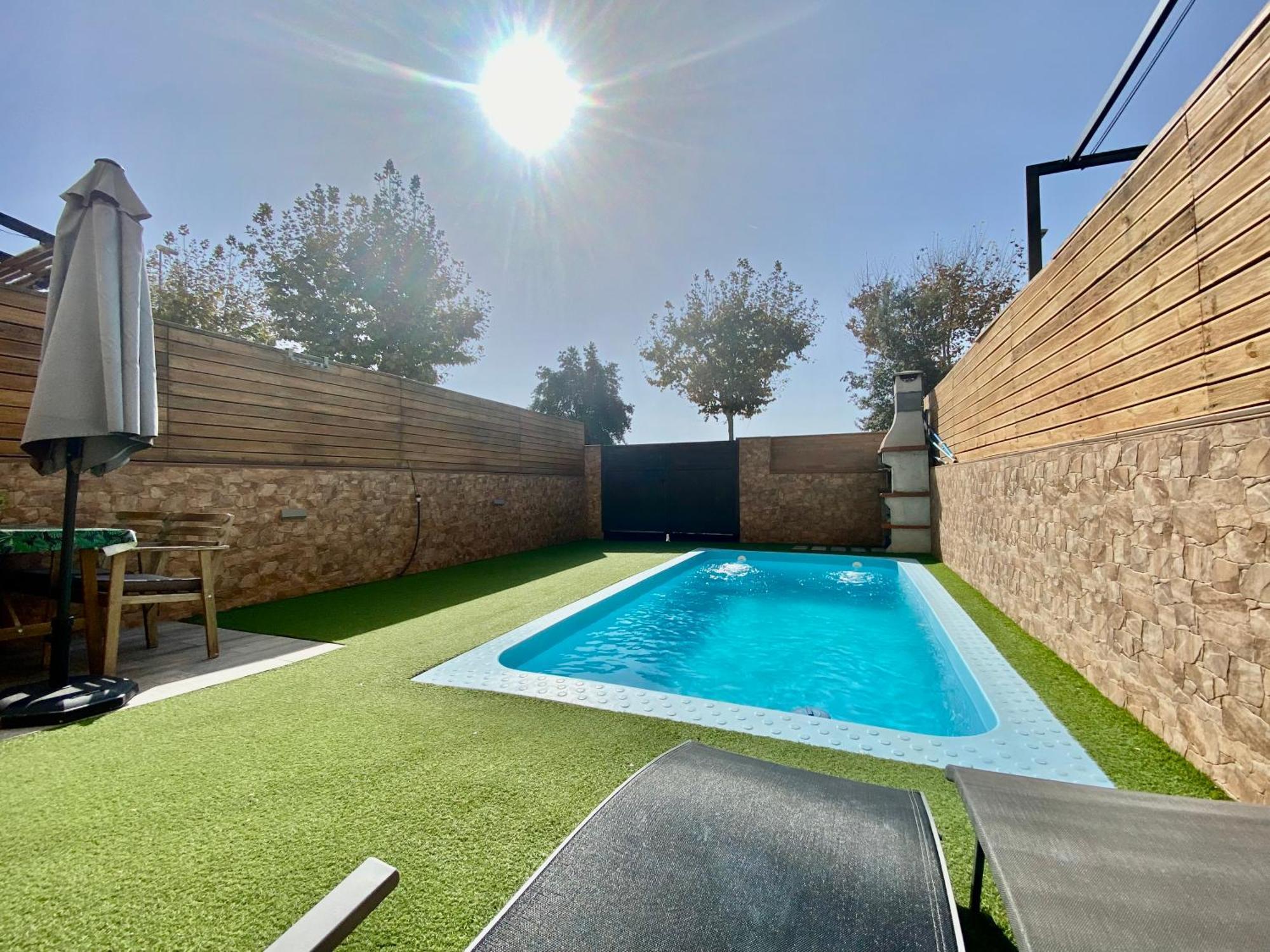 Dora House With Pool By Hlclub Agency *