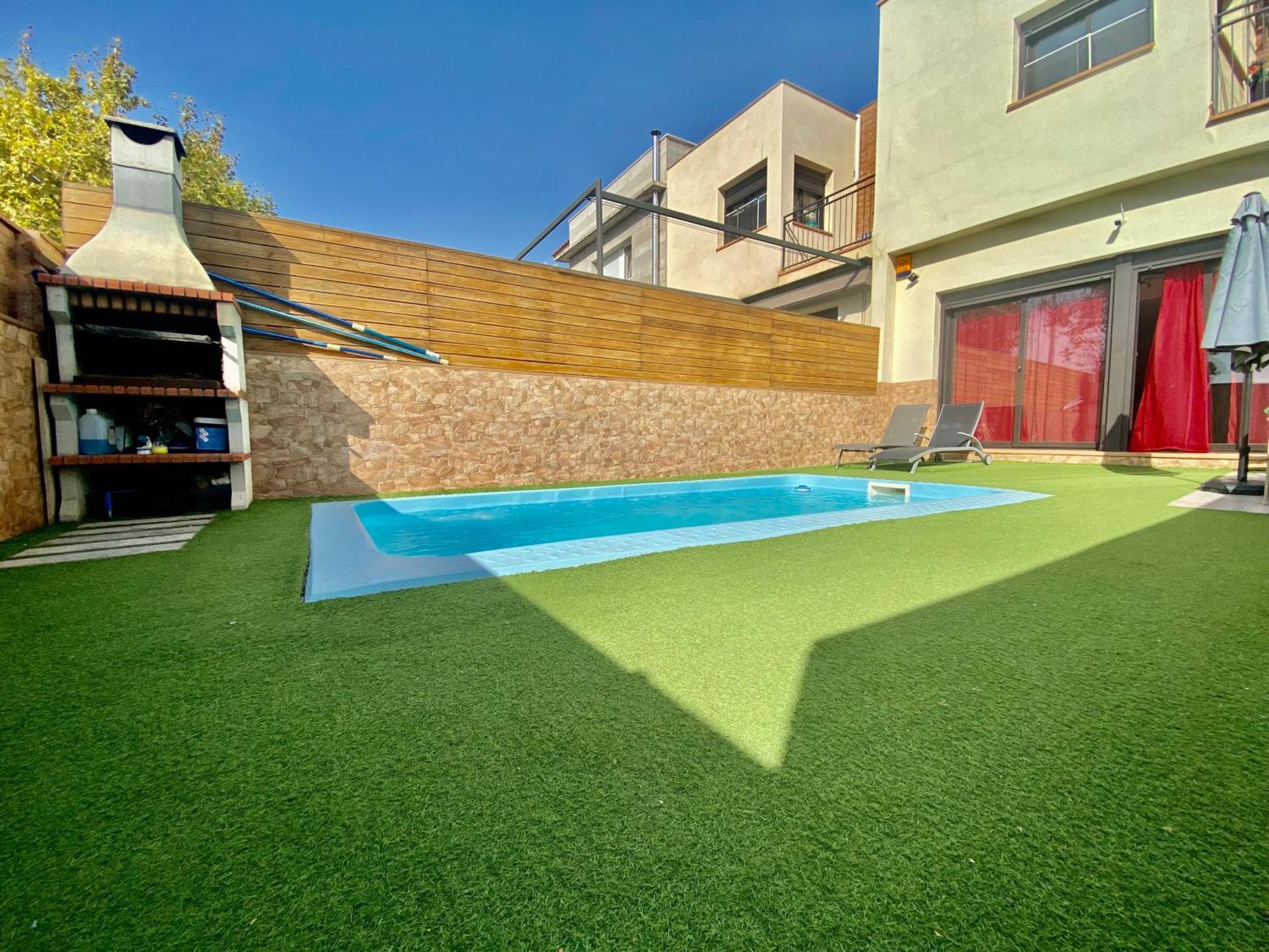 Dora House With Pool By Hlclub Agency Holiday home *