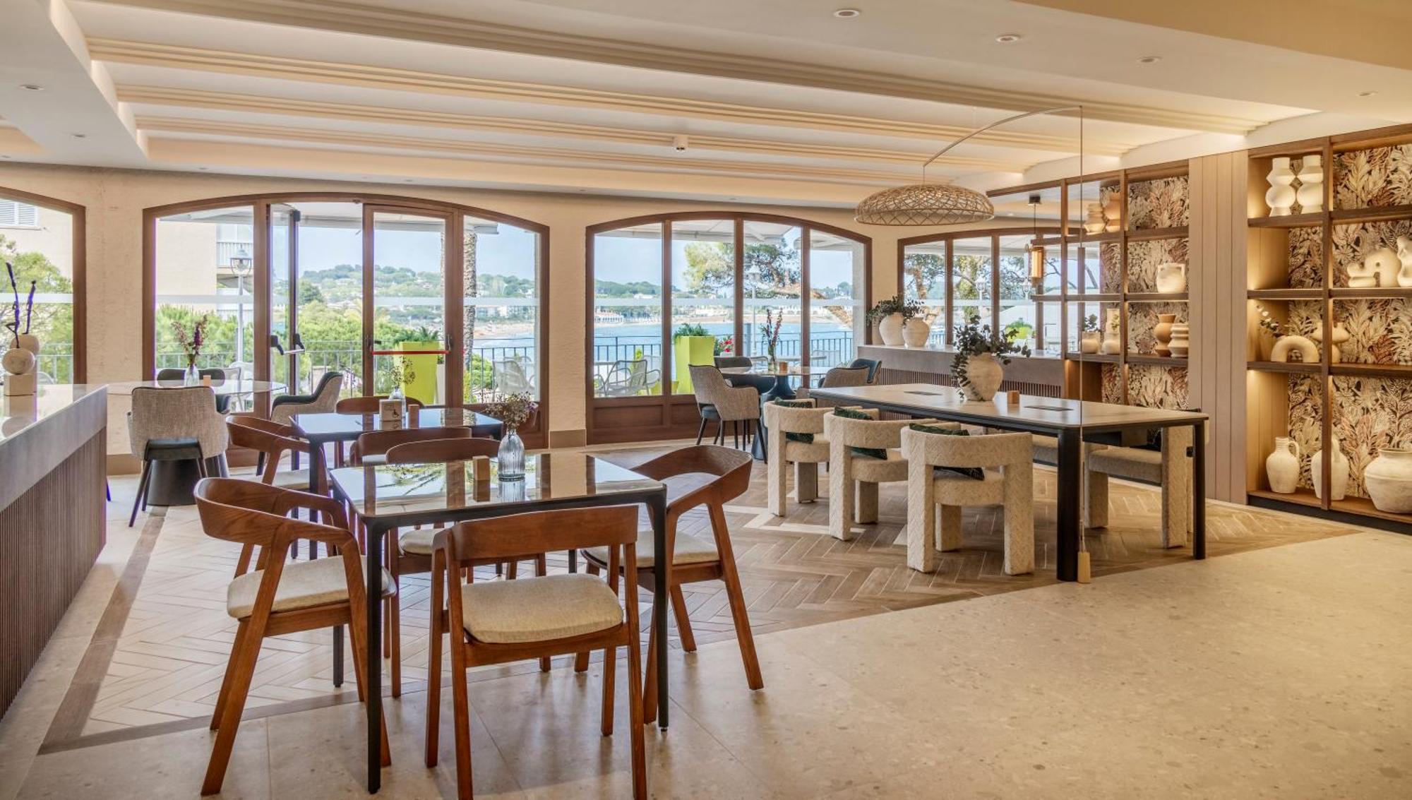 Ilunion Caleta Park Hotel