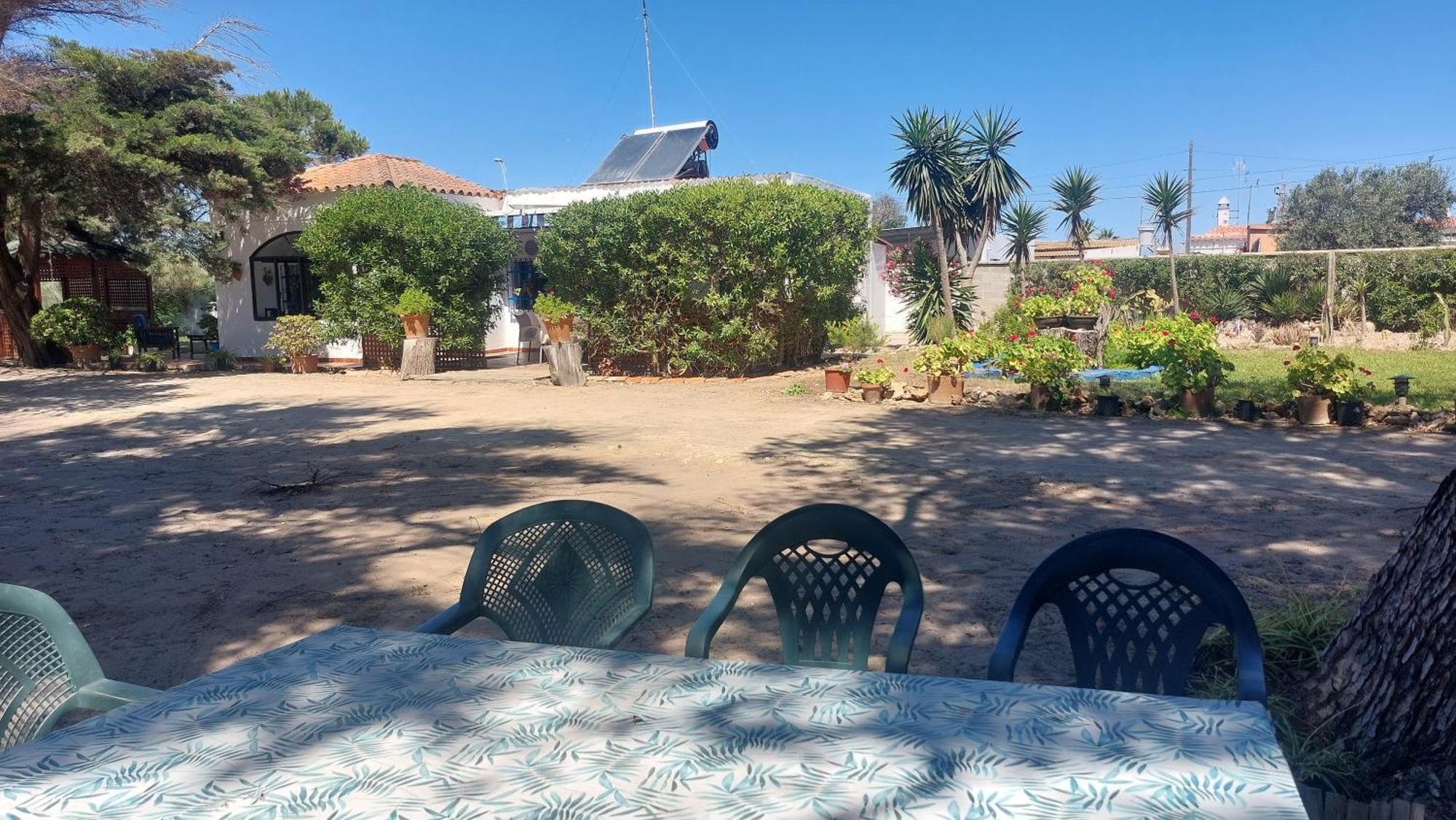 Dunas: Beachfront With Jacuzzis