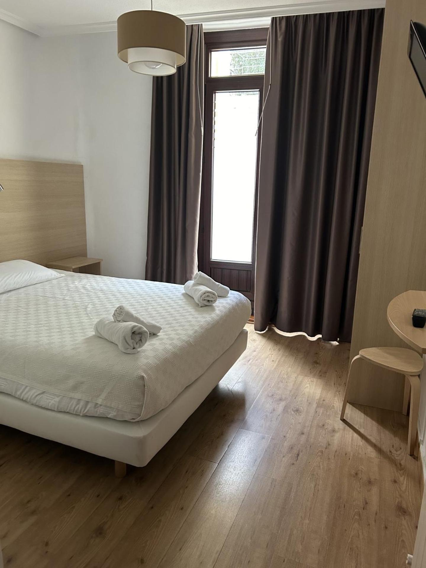 Guest house Casa Otano 2*