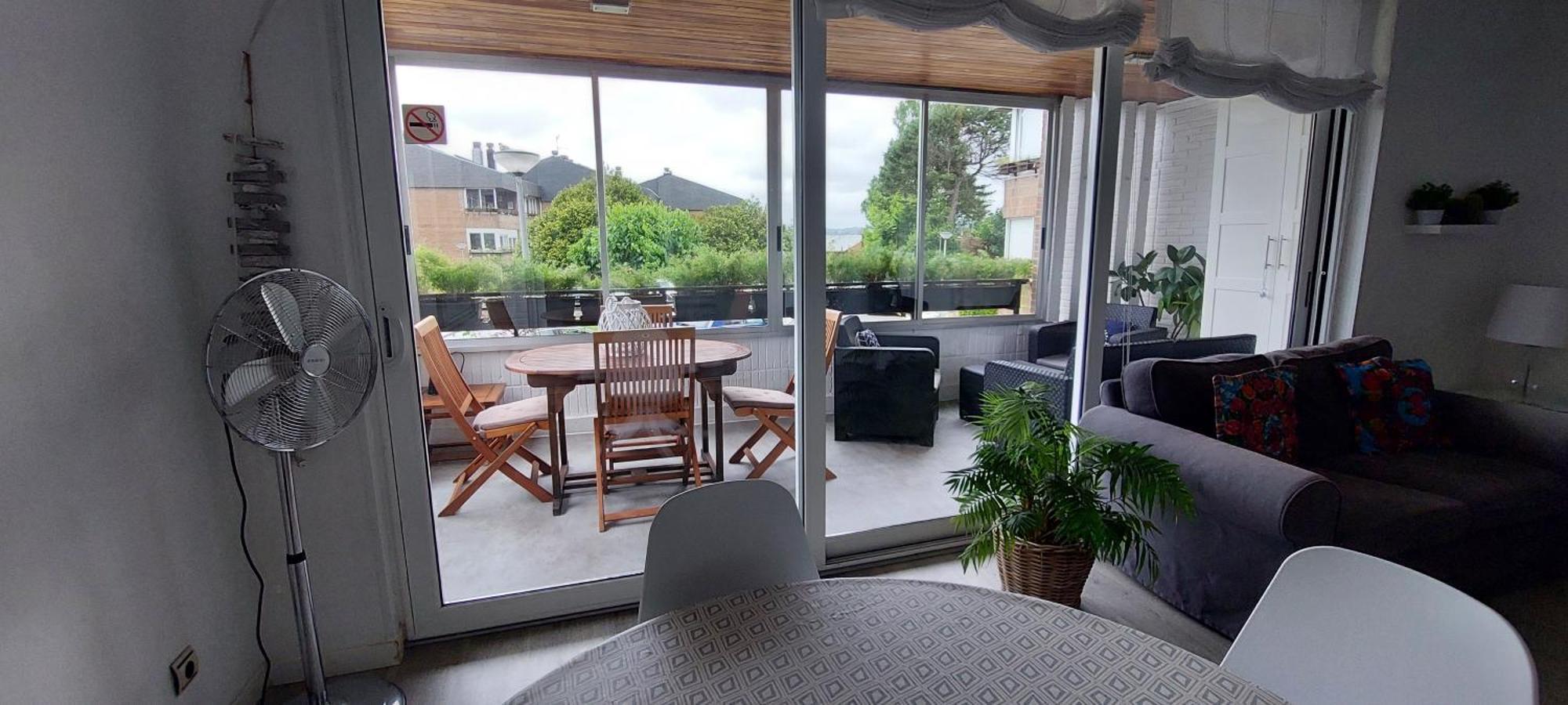 Con Piscina, Parking Y Terraza Apartment