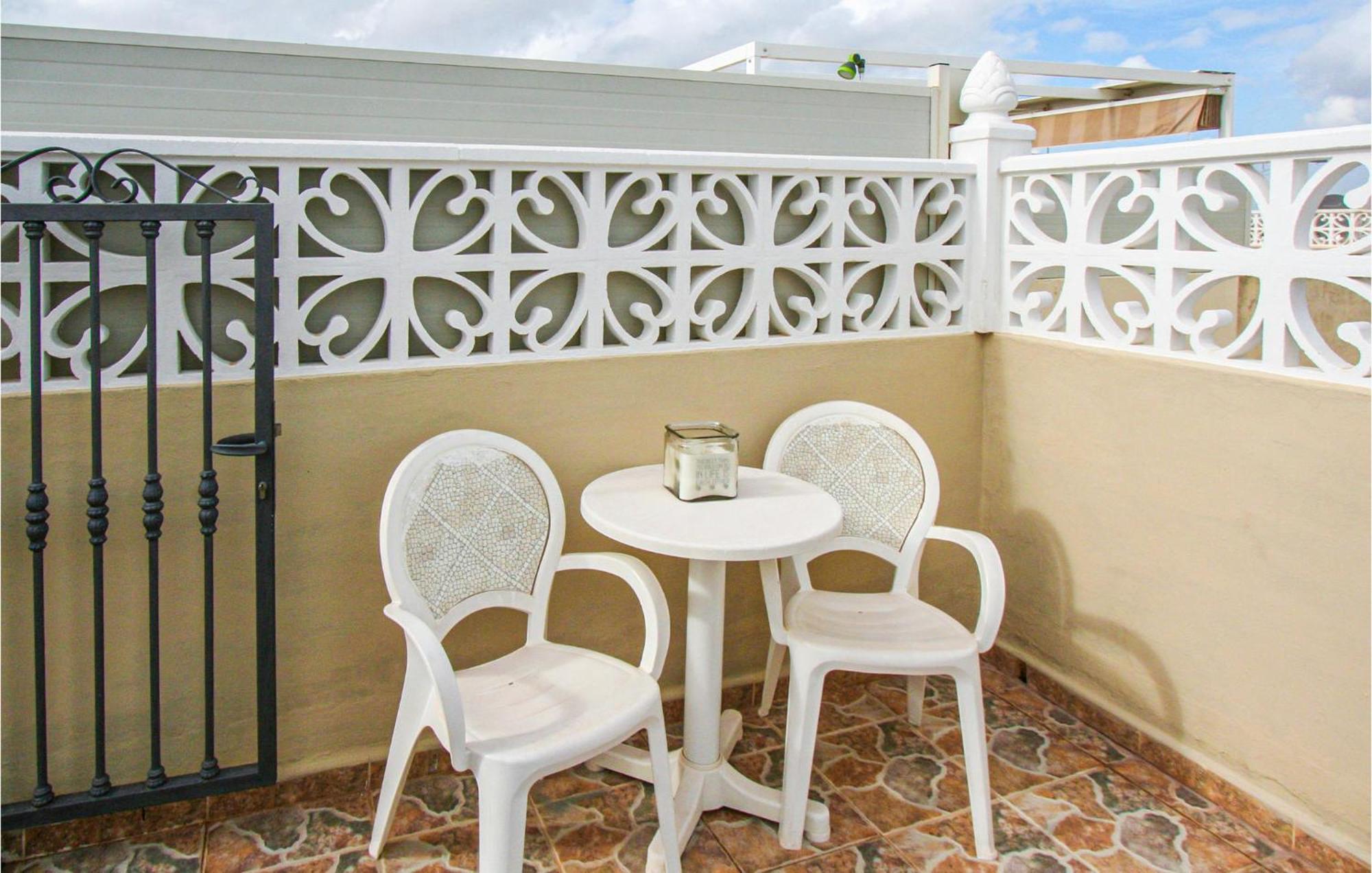 Lovely In Torrevieja With Kitchen Apartment