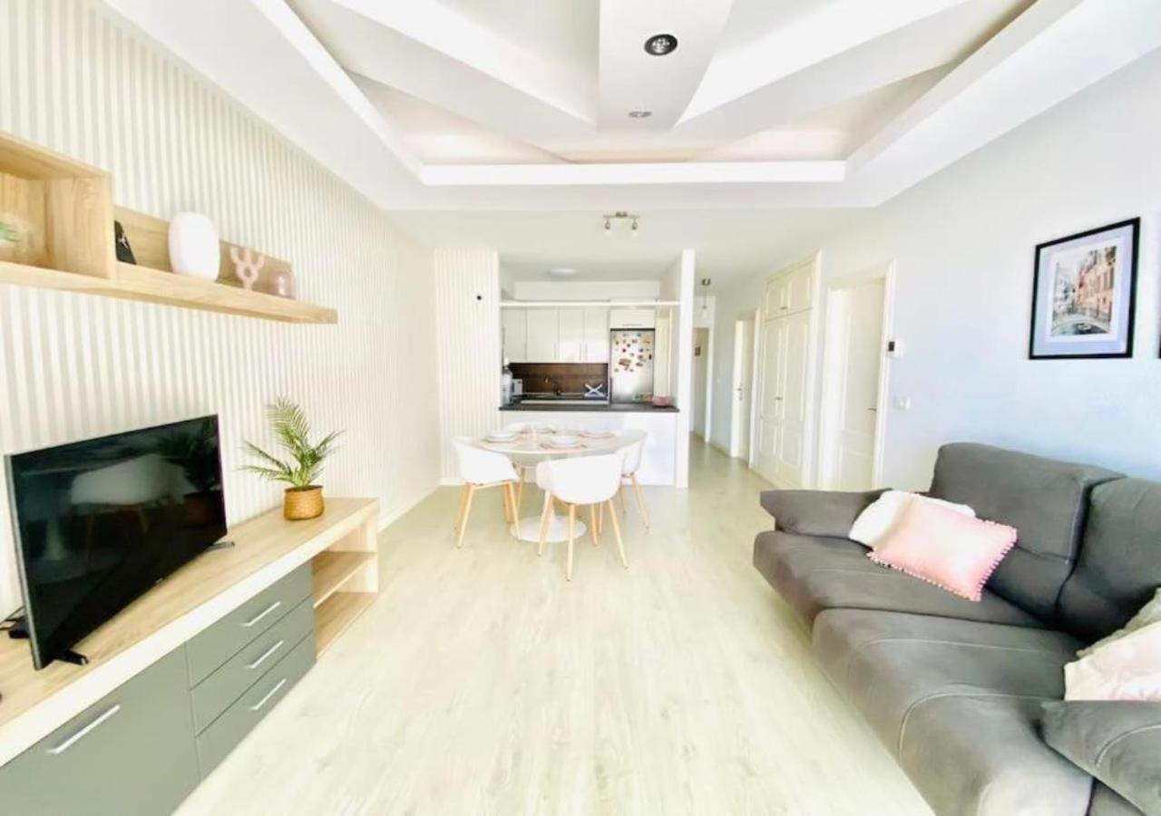 Enjoy Sunsets At Fully Equipped 2br Oceanside View By Aqua Vista Tenerife * Costa Adeje (Tenerife)