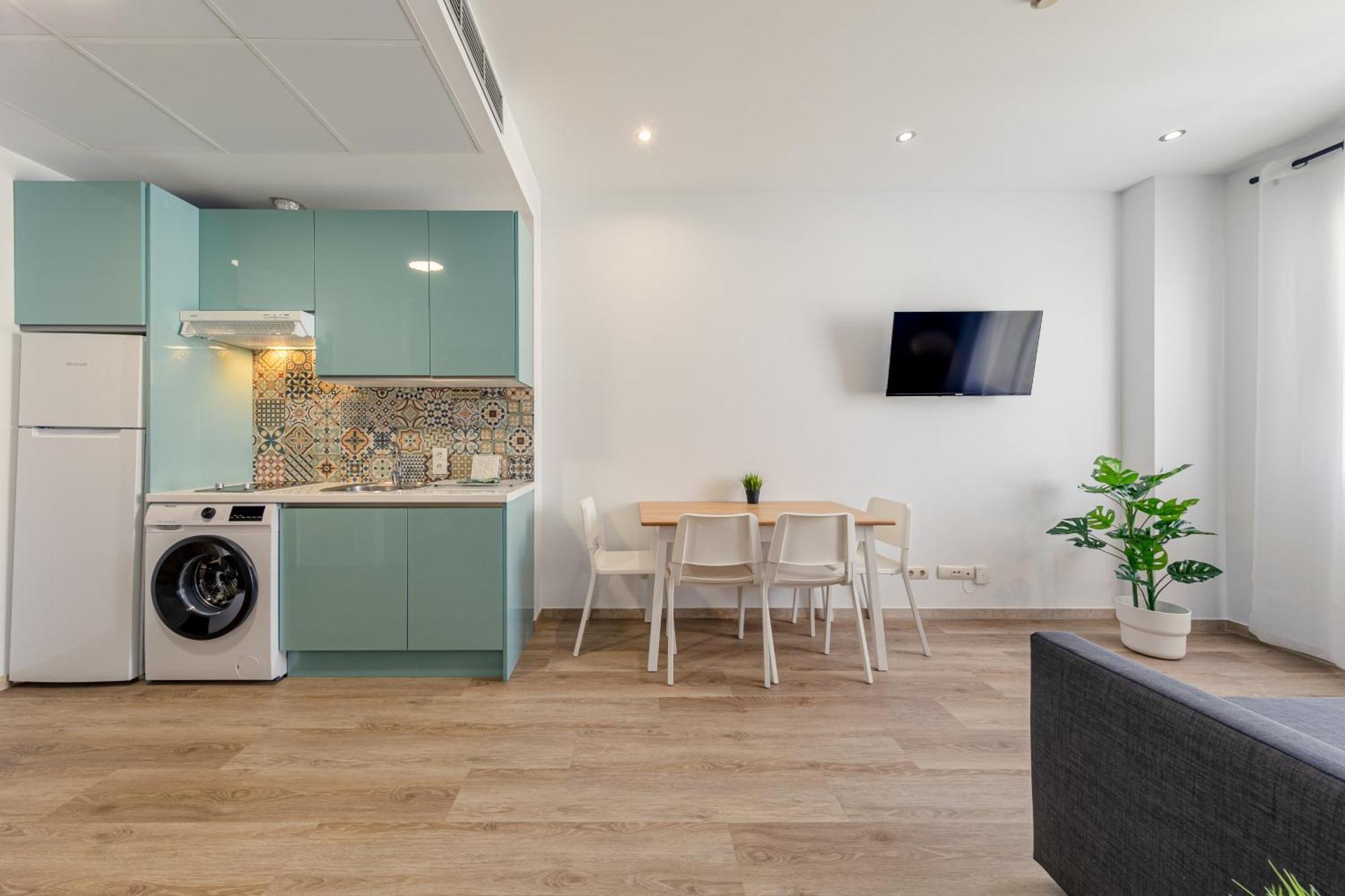 25 With Free Parking And Pool Apartamento *