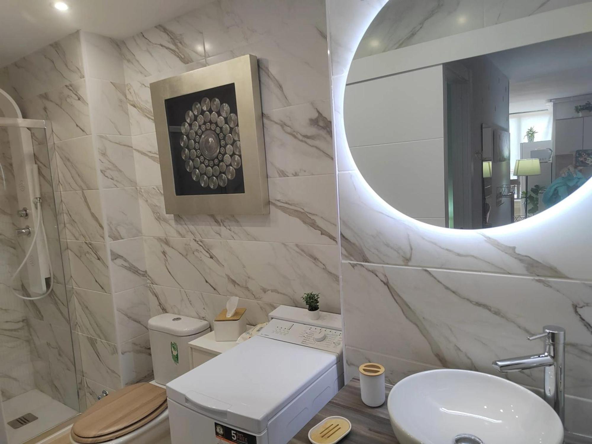 Bright With Sea View 50 M² Pool