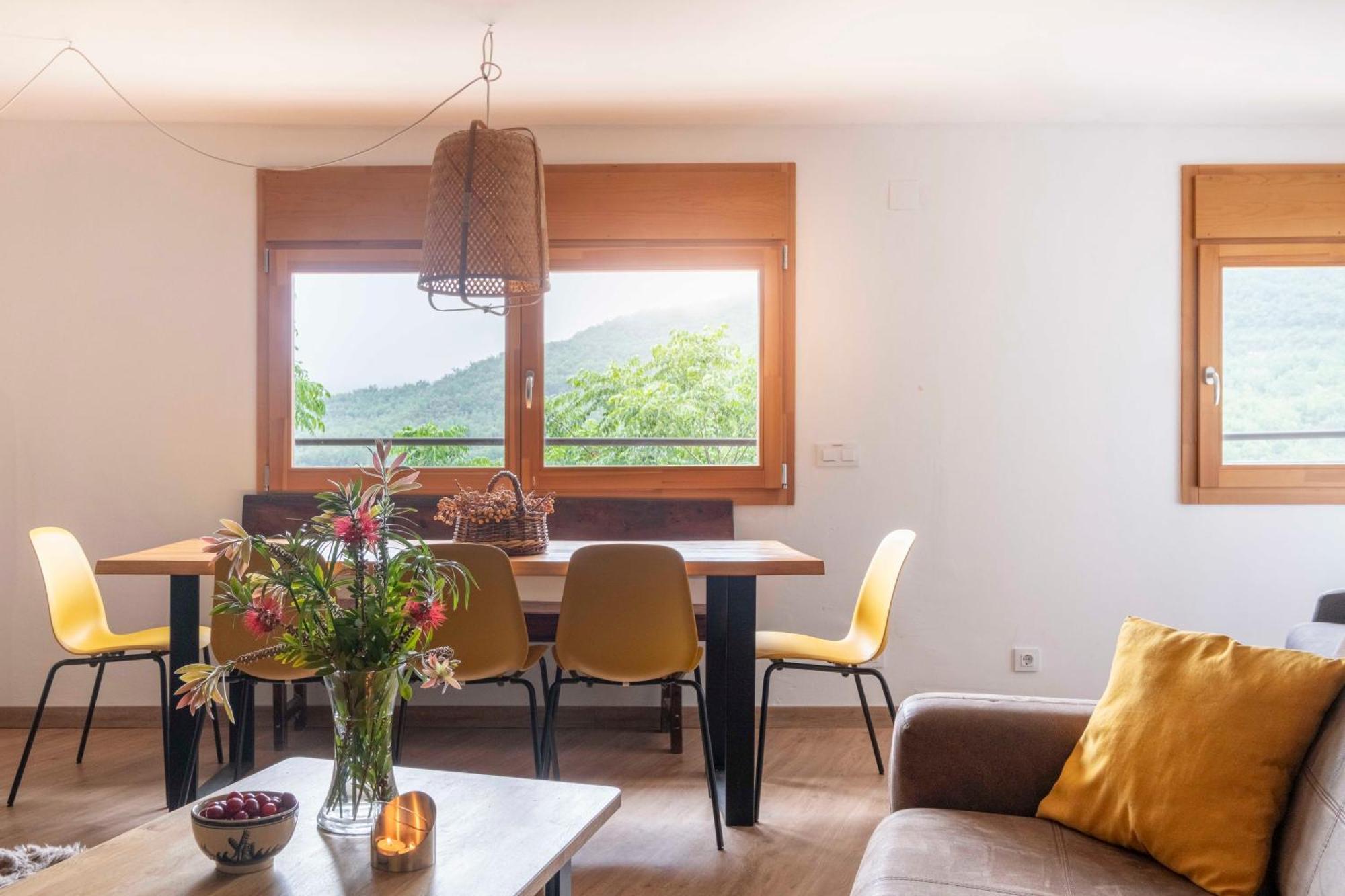 Holiday home Casa Acollidora I Familiar Amb Jardi I Barbacoa