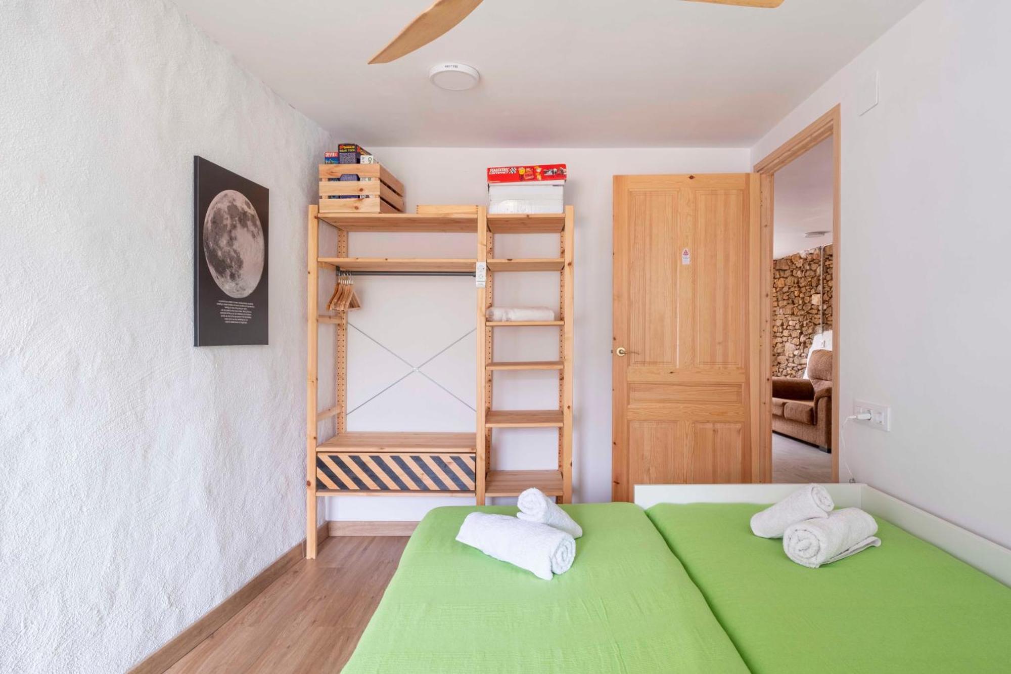 Holiday home Casa Acollidora I Familiar Amb Jardi I Barbacoa
