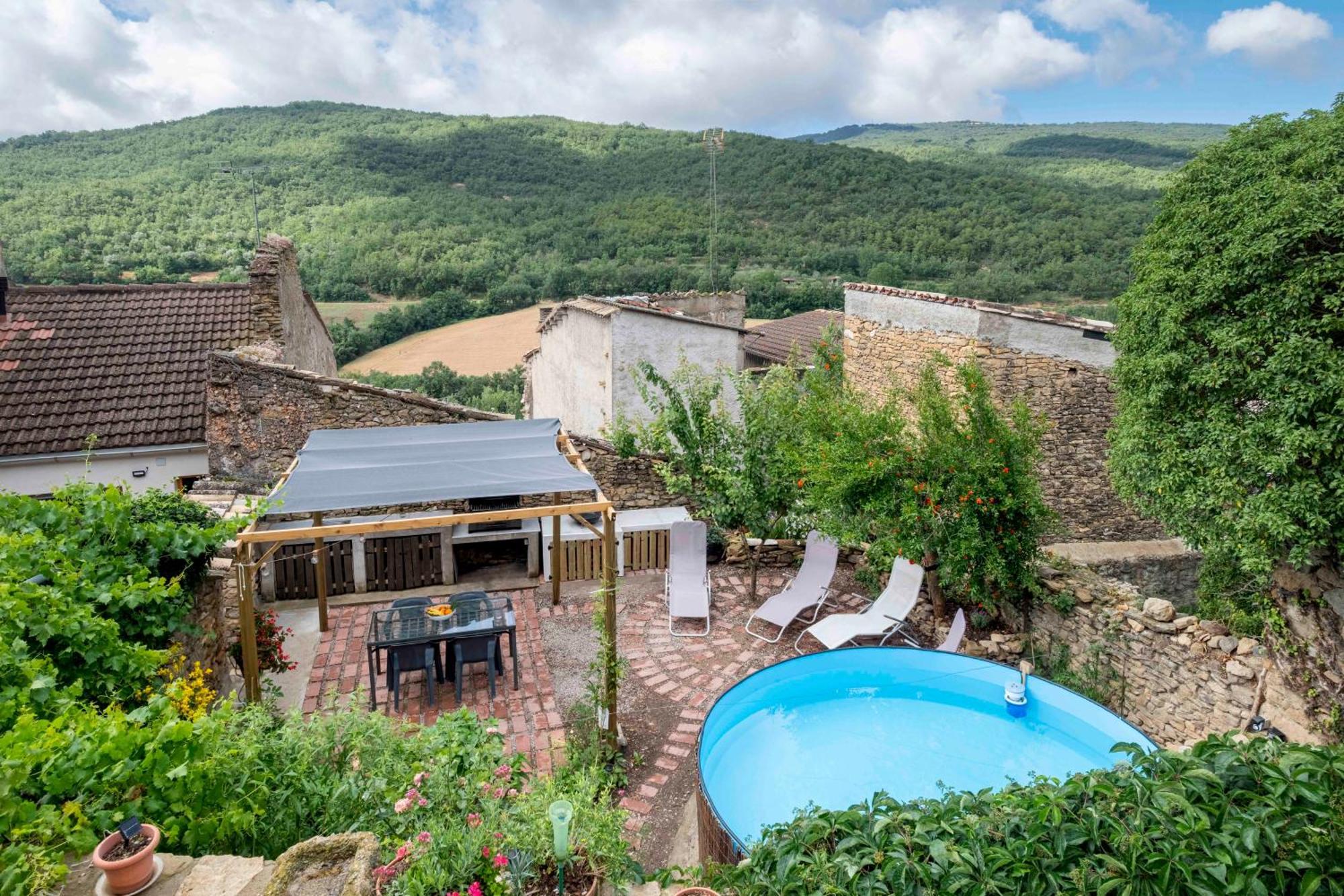 Holiday home Casa Acollidora I Familiar Amb Jardi I Barbacoa *