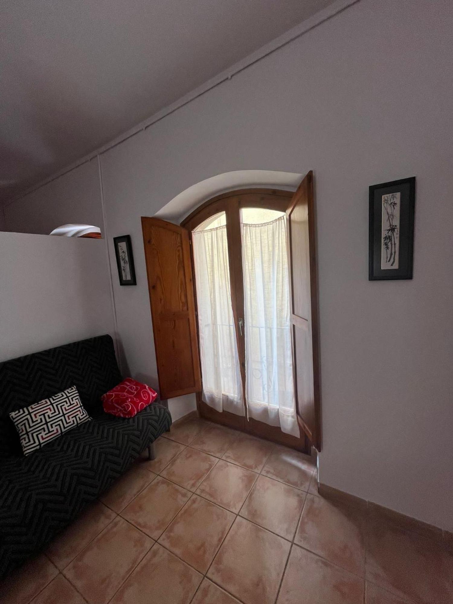 Mingu 1er Pis Apartamento Besalú
