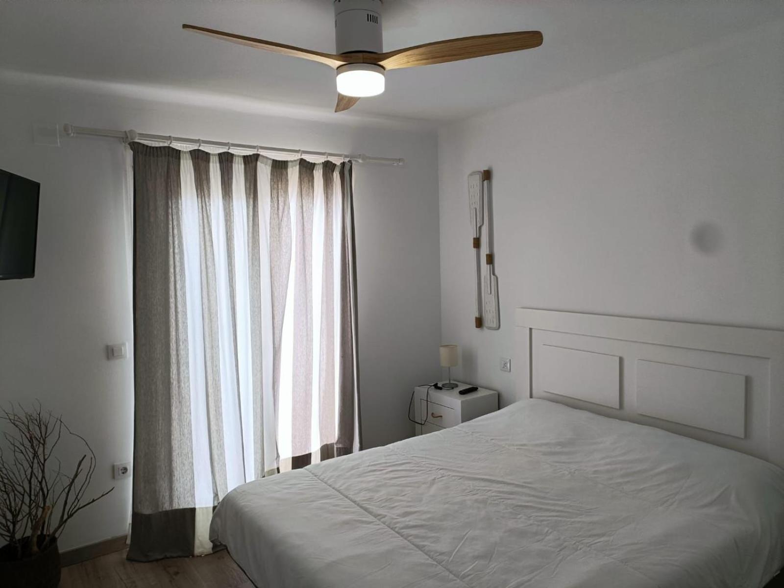 Grifeu Apartment