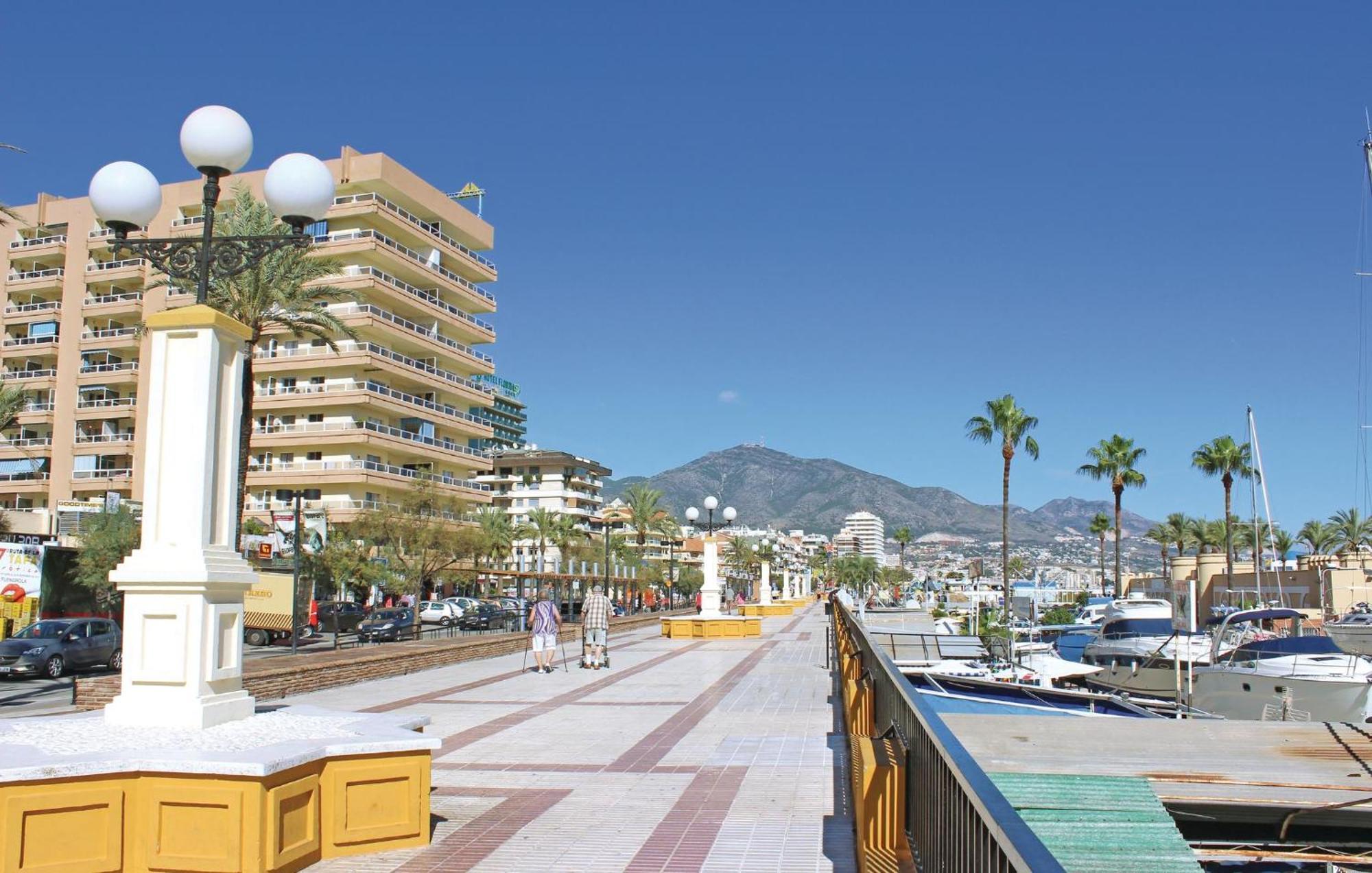 Stunning In With Wifi Apartamento Fuengirola