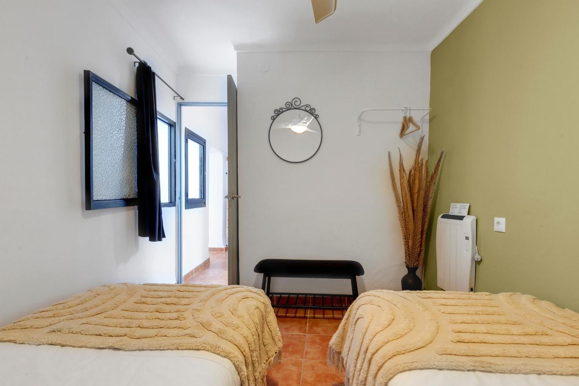 Casa De La Montana Apartamento Sayalonga