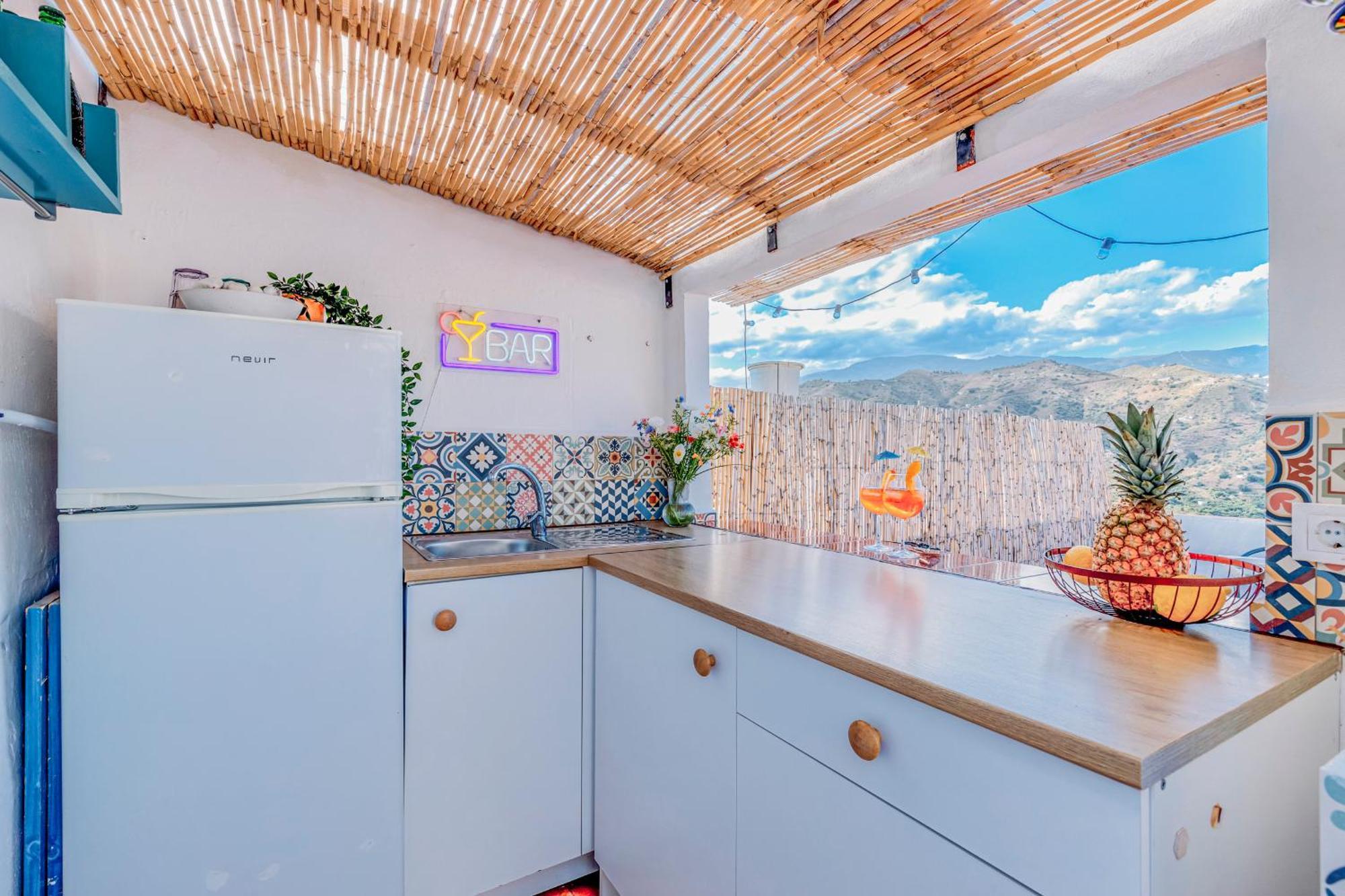 Casa De La Montana Apartamento Sayalonga