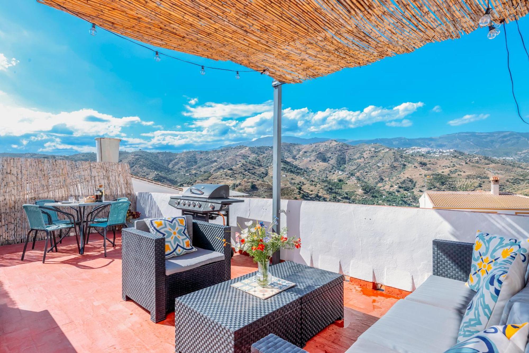 Casa De La Montana