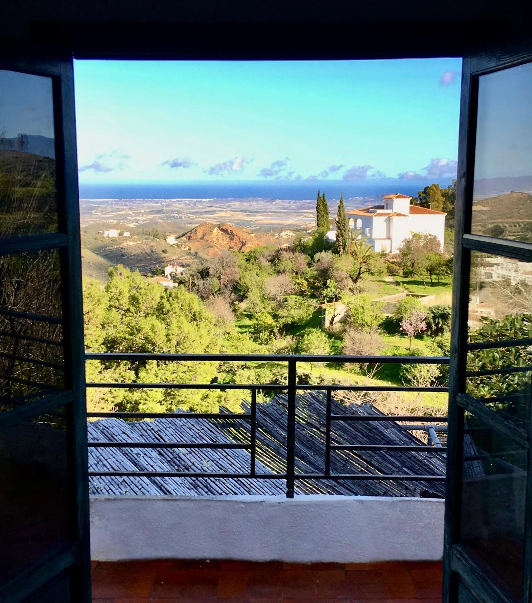 Cortijo De La Fuente Con Vistas Impresionantes Y Playas A 20 Minutos *