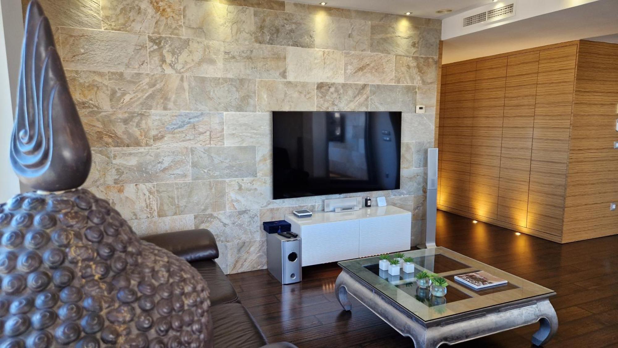 Atico De Lujo Con Jacuzzi Climatizado En Terraza Elche