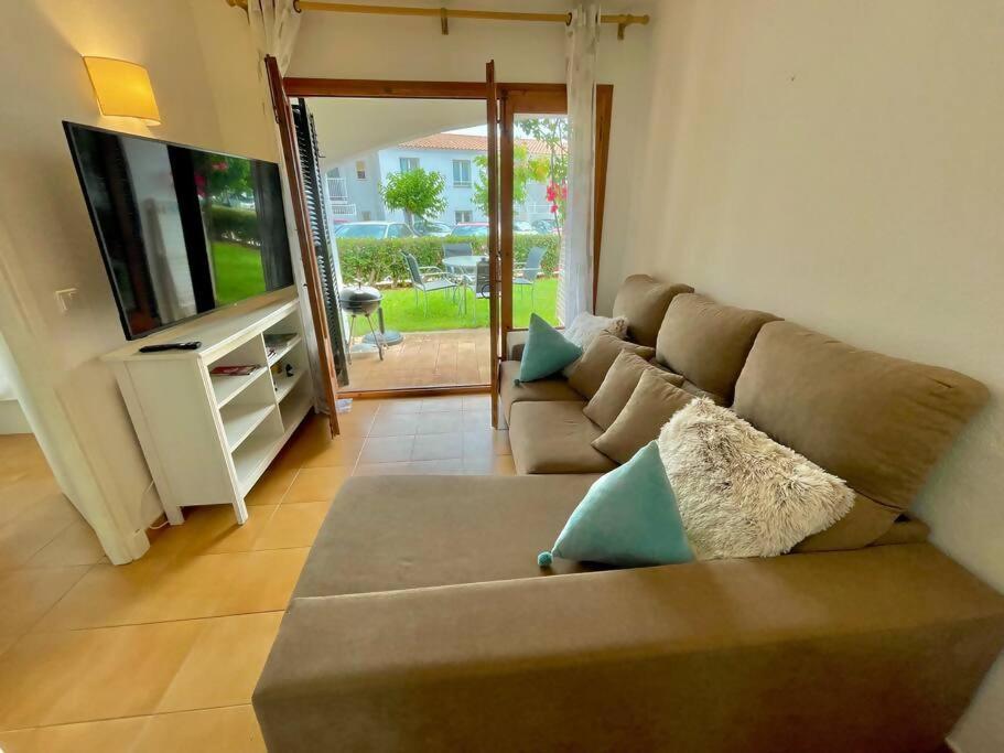 Apartment Llevant En Planta Baja Con Piscina Arenal d'en Castell