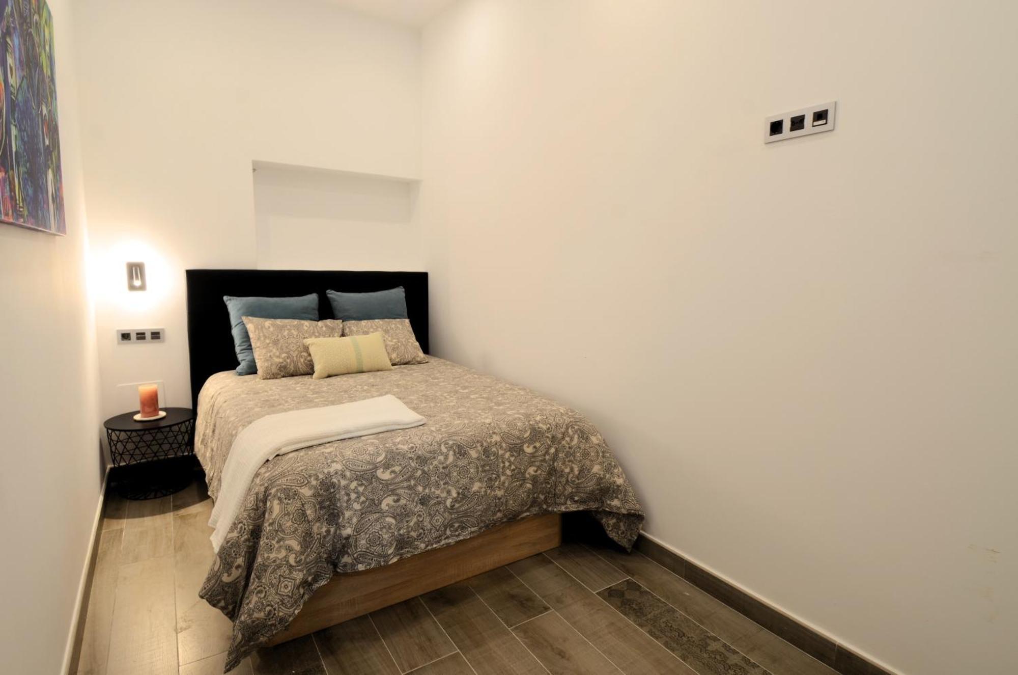 Fabrica Del Lujo En El Centro De Apartamento Málaga