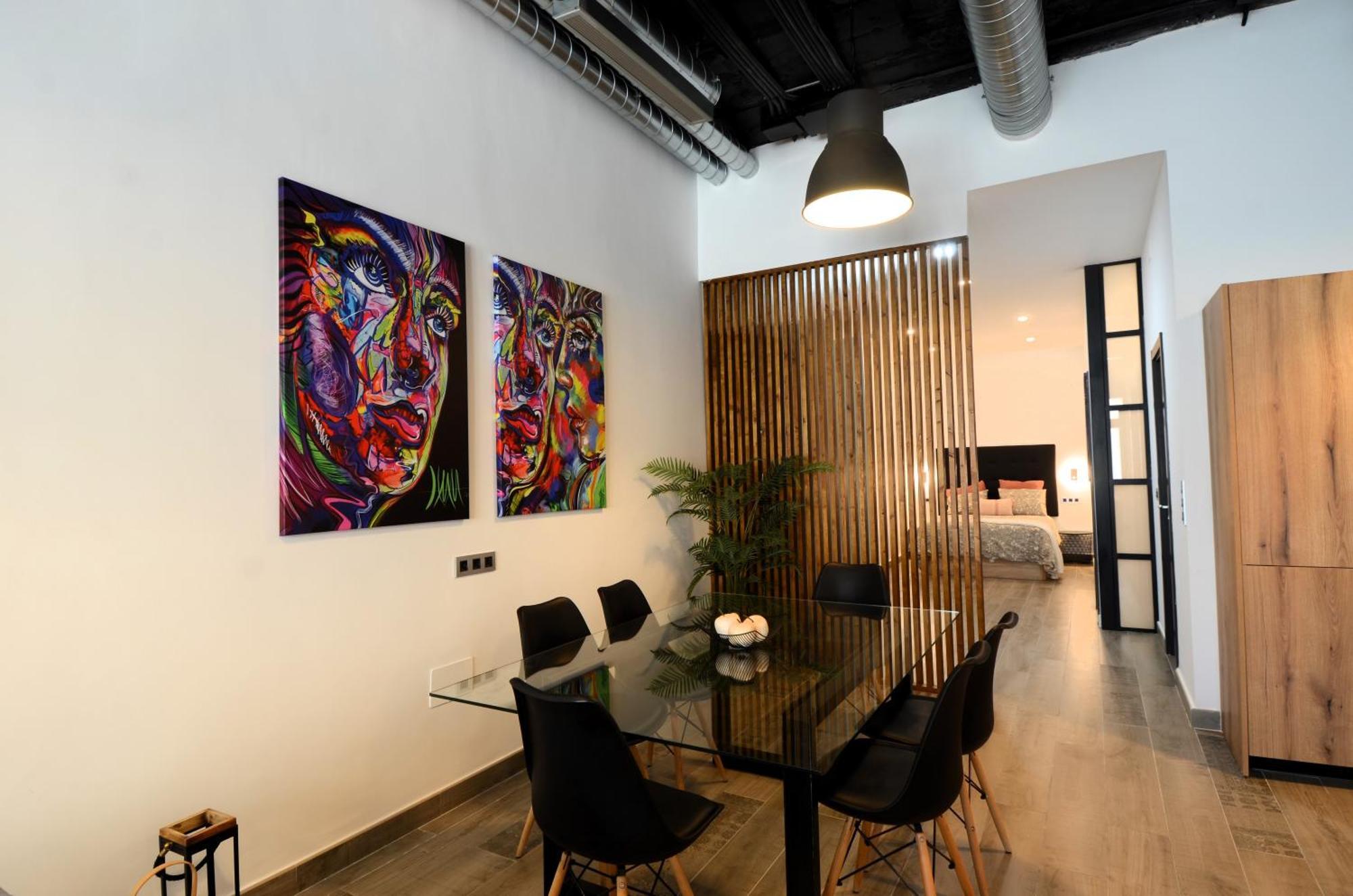 Fabrica Del Lujo En El Centro De Apartamento *