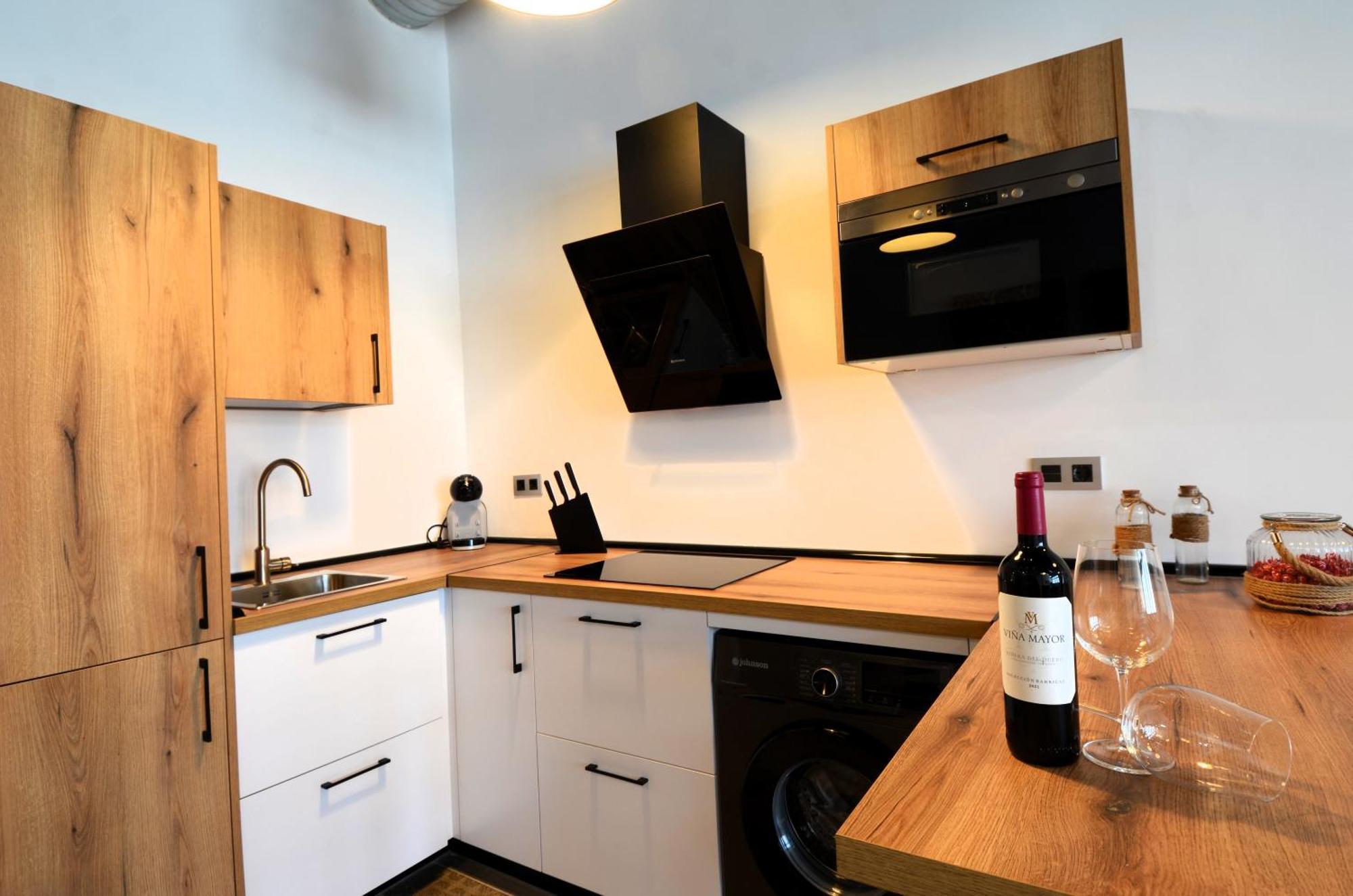Fabrica Del Lujo En El Centro De Apartamento