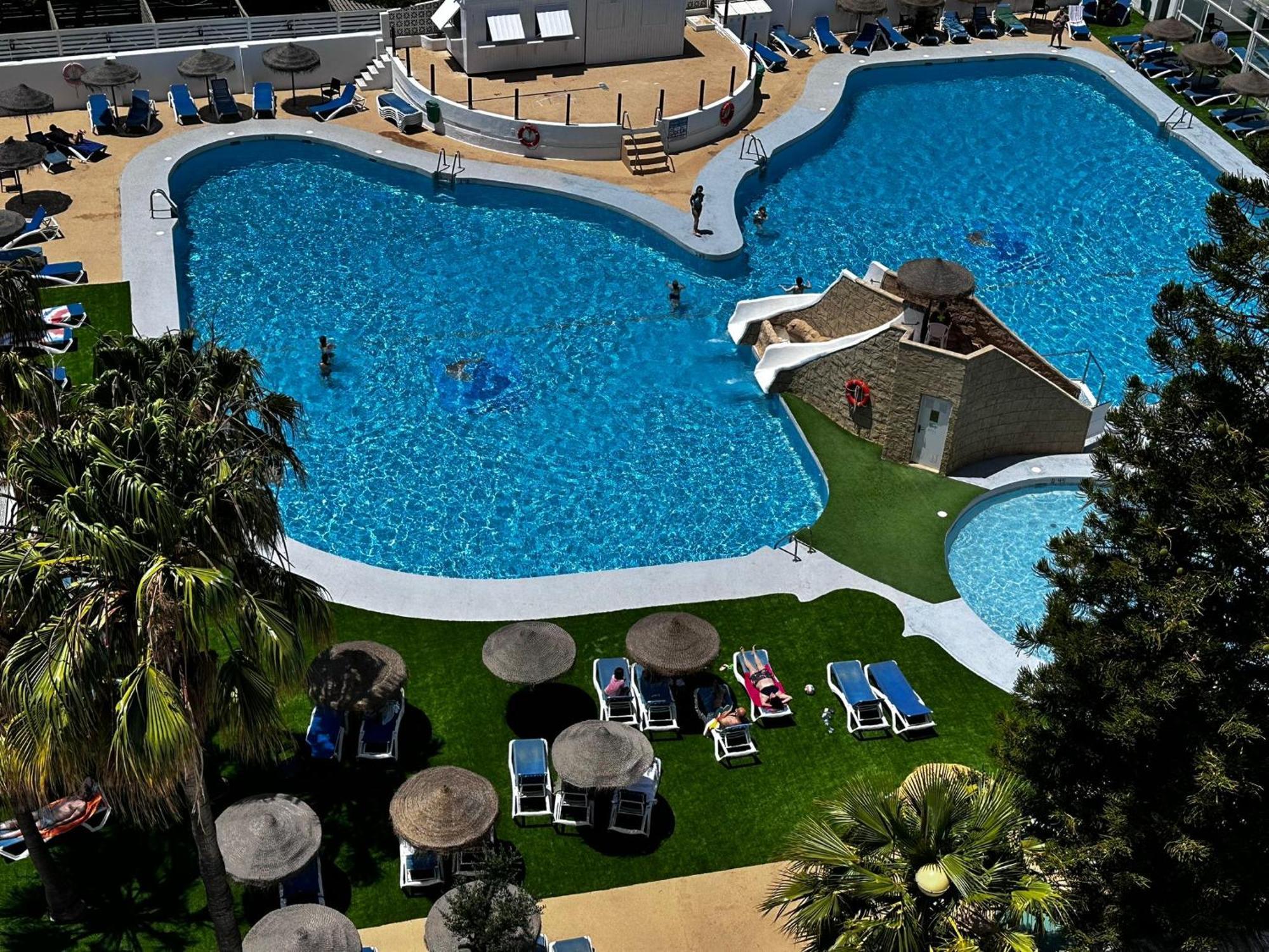 Apartahotel Bahía Serena Roquetas de Mar