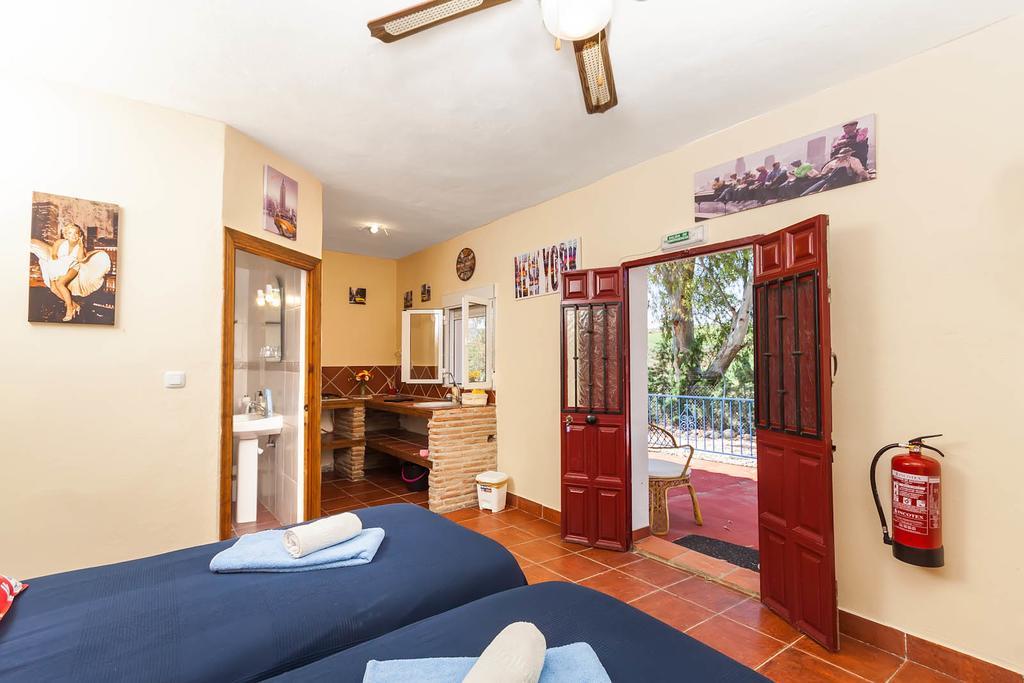 Dos Alamos B&B Bed & Breakfast Alora