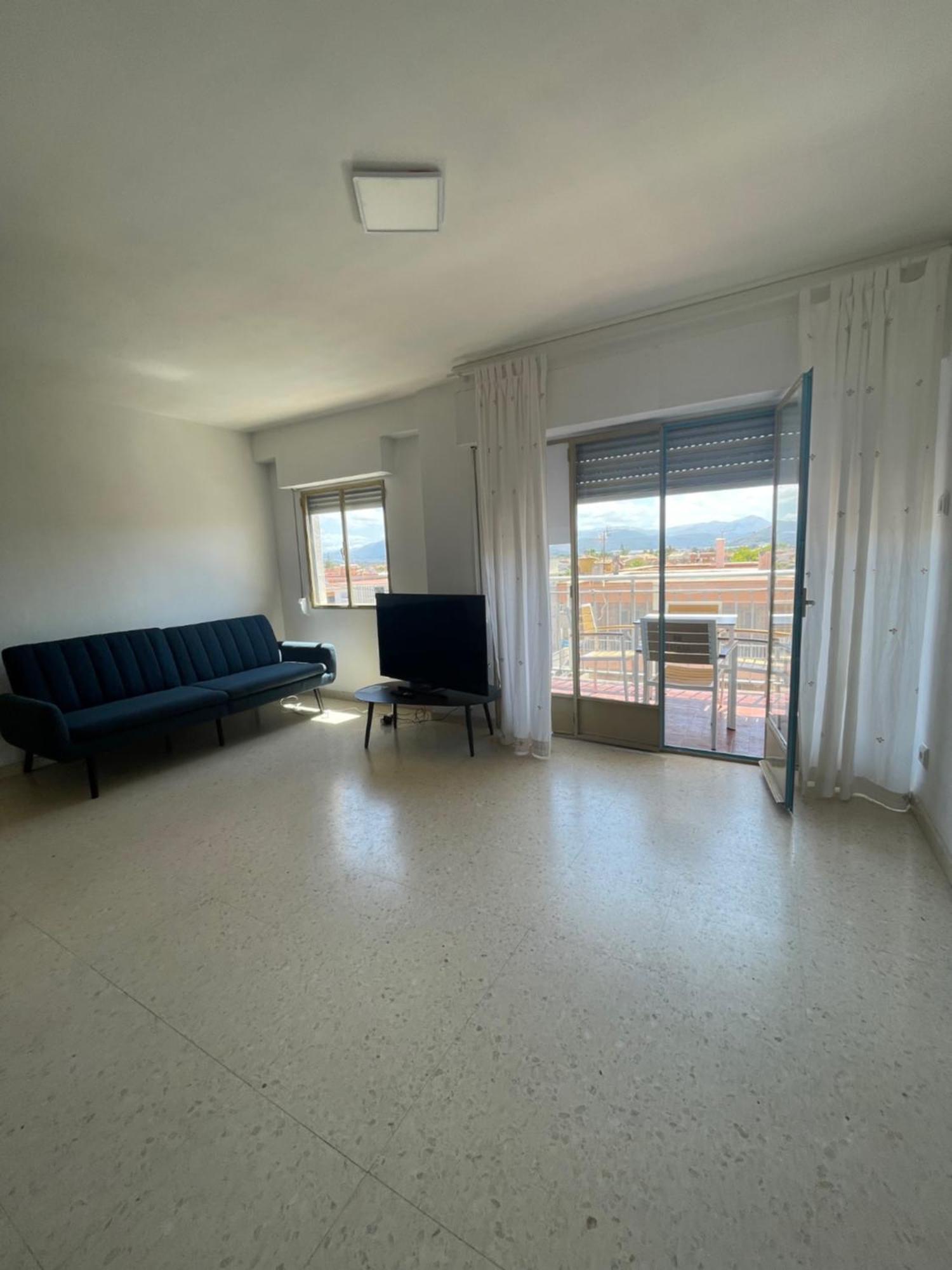 Marina Apartment *