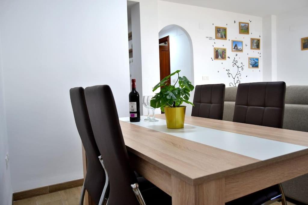 Evaleta 2, Precioso Recien Estrenado Apartment