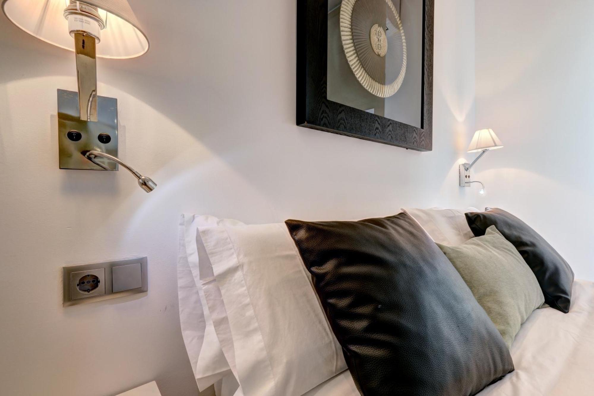 Apartamento Con Vistas Y Terraza En Marbella
