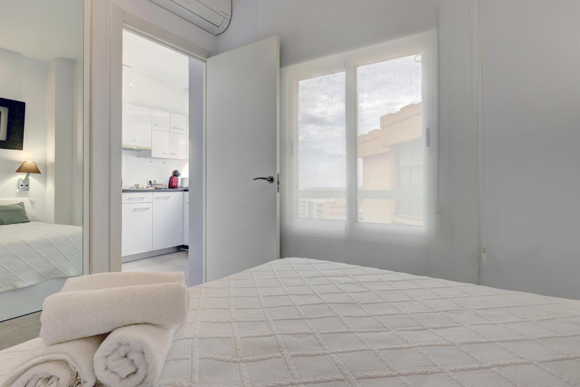 Apartamento Con Vistas Y Terraza En Marbella