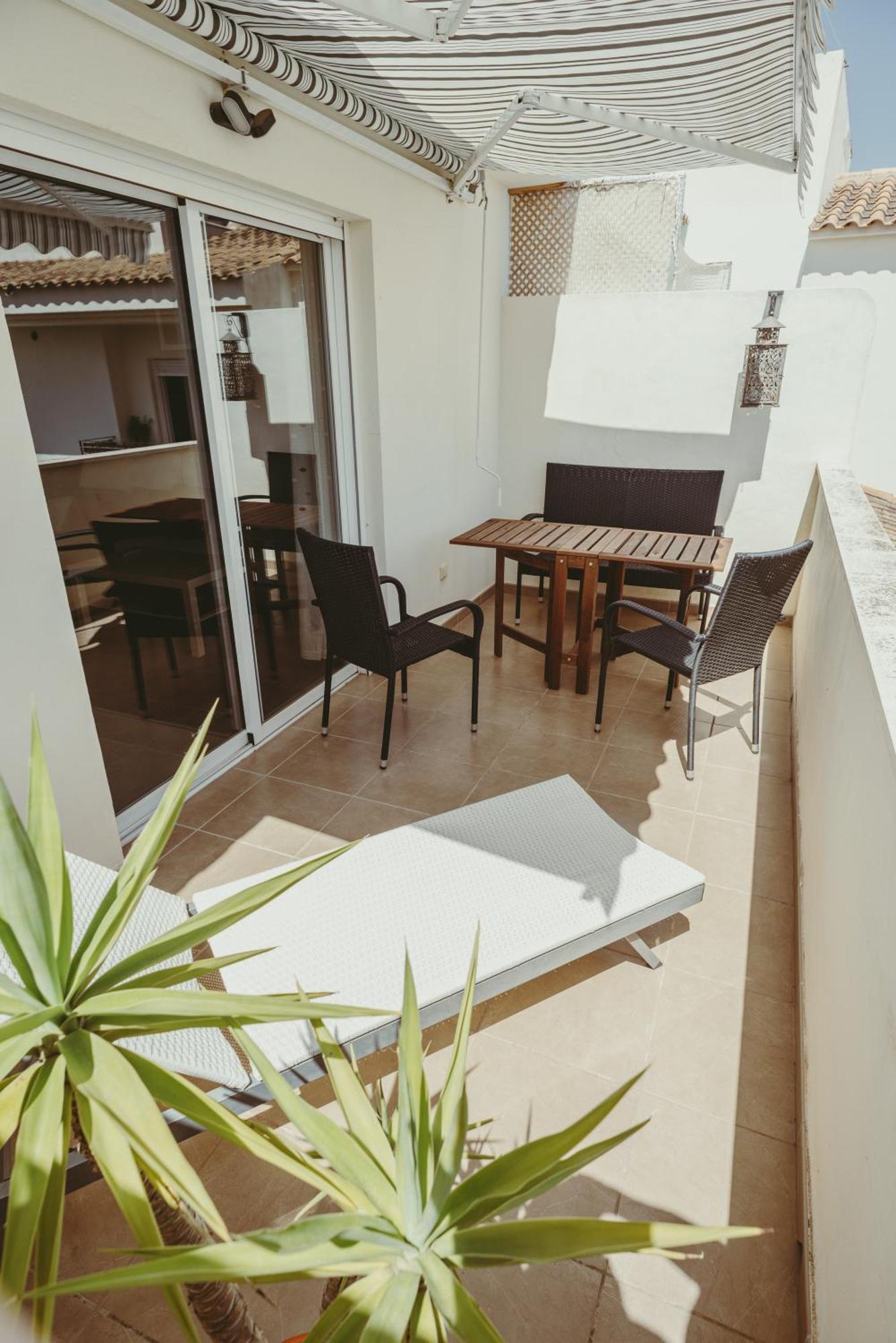 Apartamento Precioso Con Garaje Y Terraza Altea