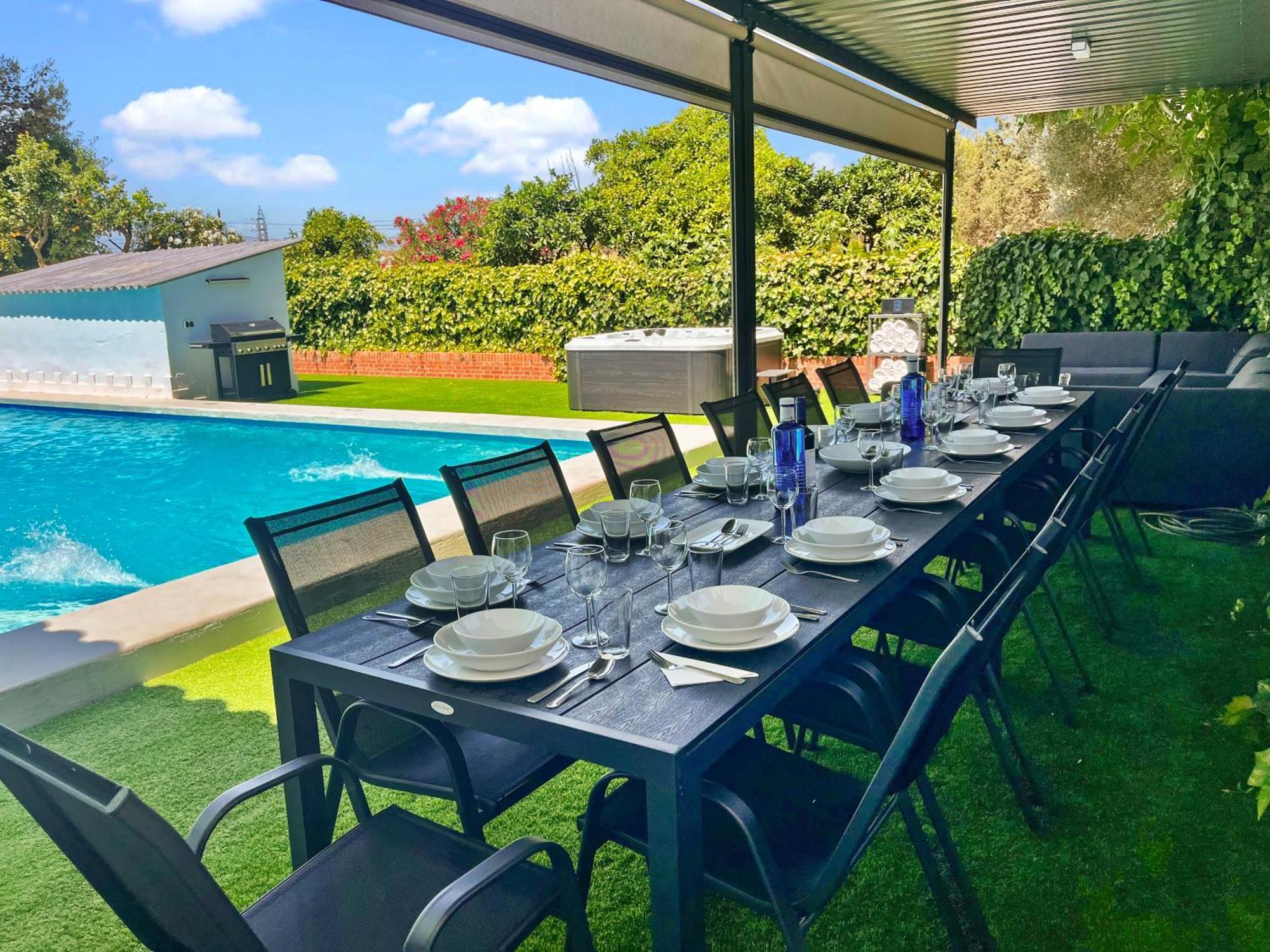 San Patricio I Piscina Privada I Jacuzzi I Bbq I Ps5 I Aire Acon I 3000m2 I 5min-centro Villa