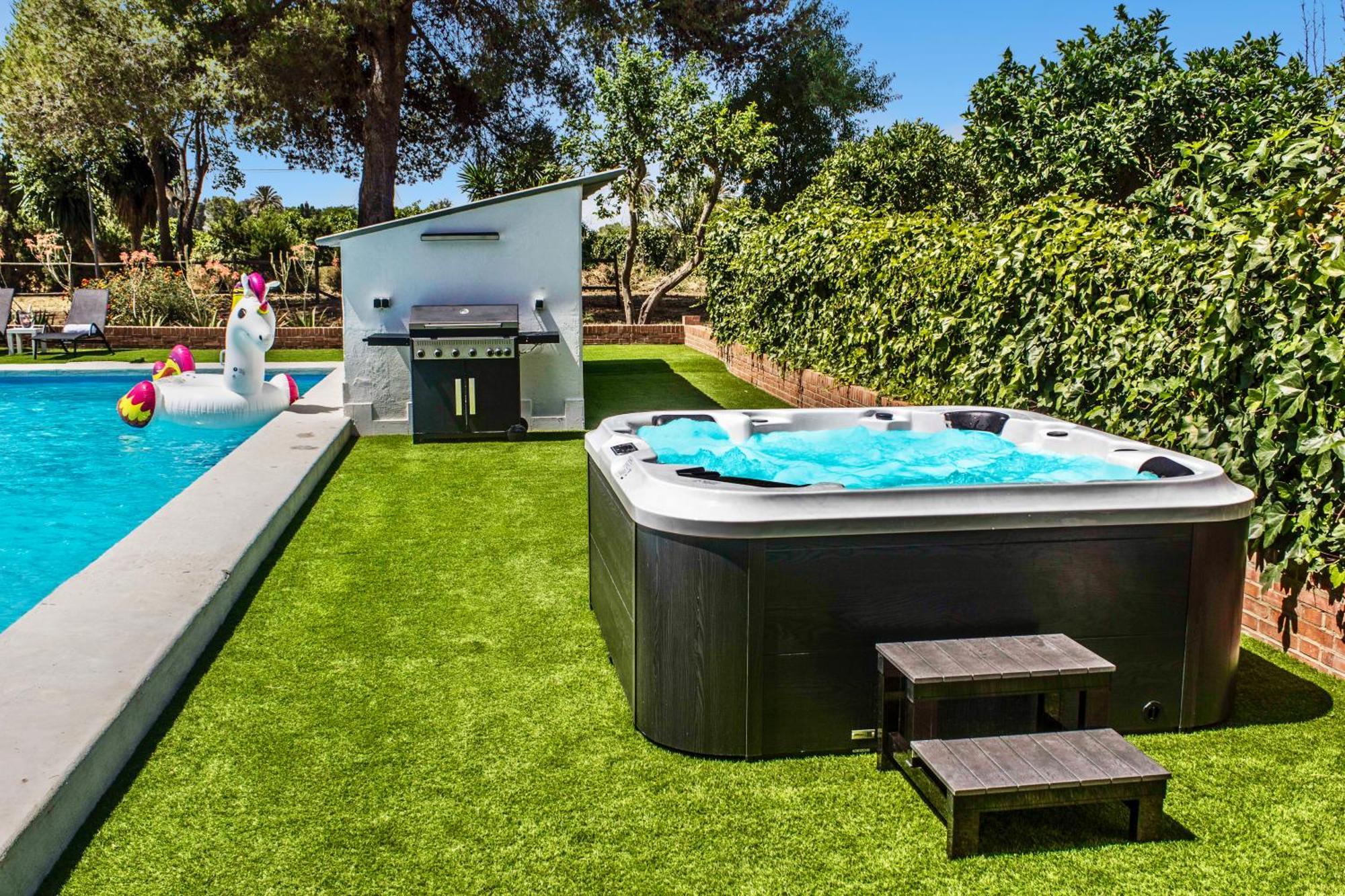 San Patricio I Piscina Privada I Jacuzzi I Bbq I Ps5 I Aire Acon I 3000m2 I 5min-centro * Jerez de la Frontera