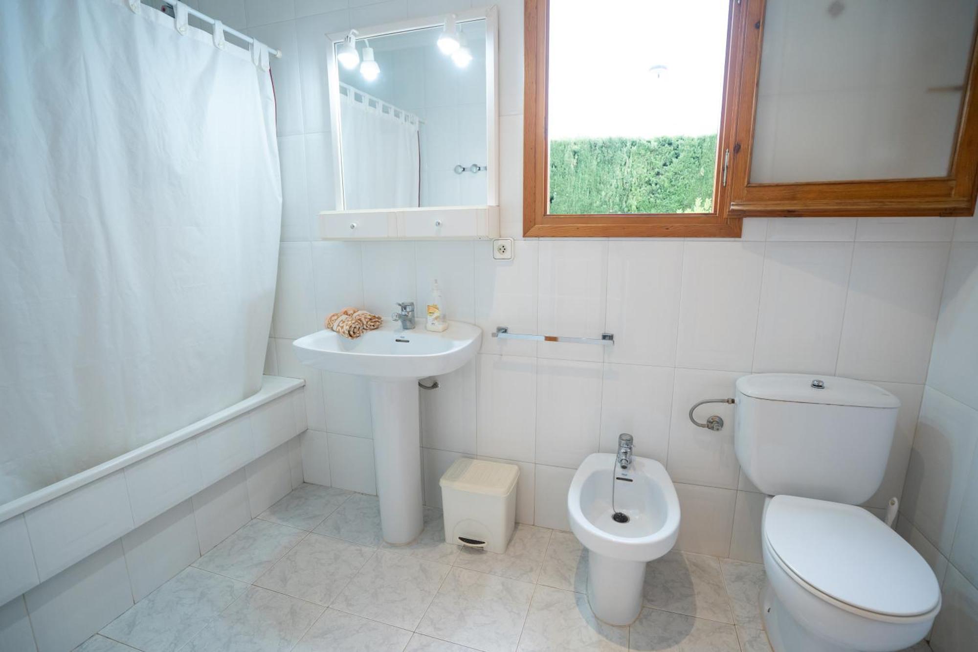 Exclusiva Con Piscina Calafat