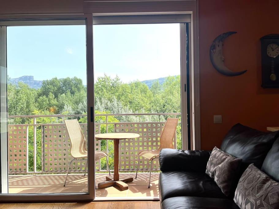 Apartament Dels Llacs - L'amfitriona * Pobla de Segur