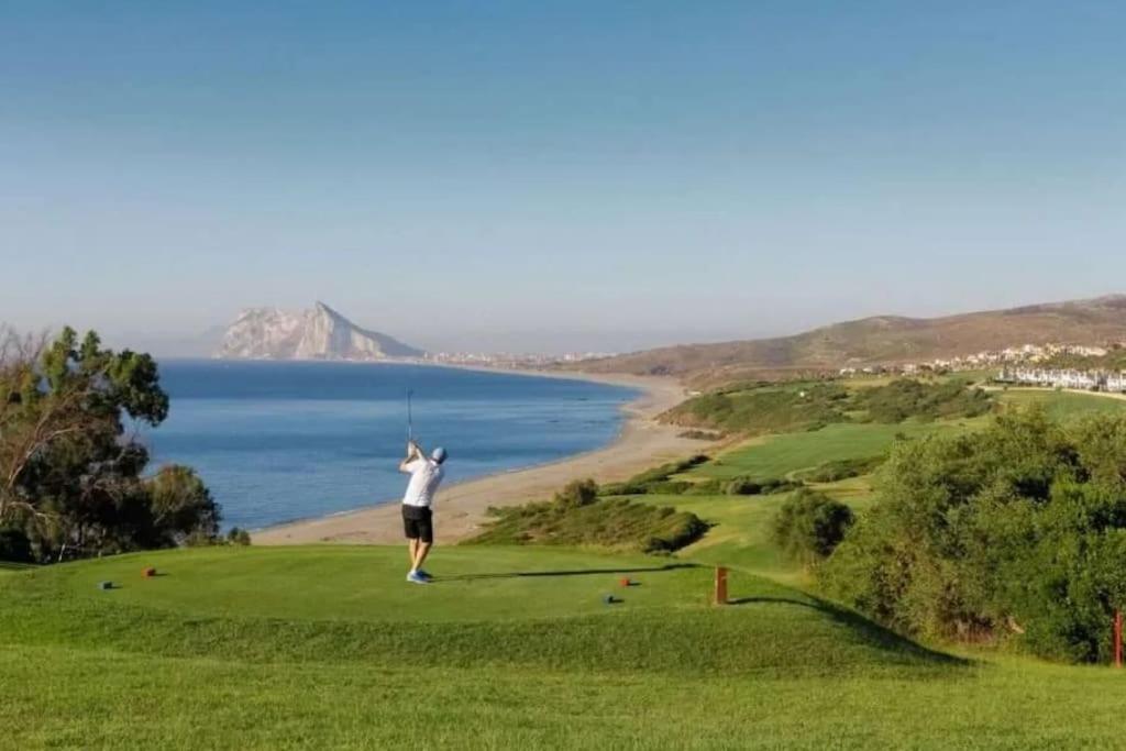 Apartamento Con Vistas Panoramicas Al Mar Alcaidesa