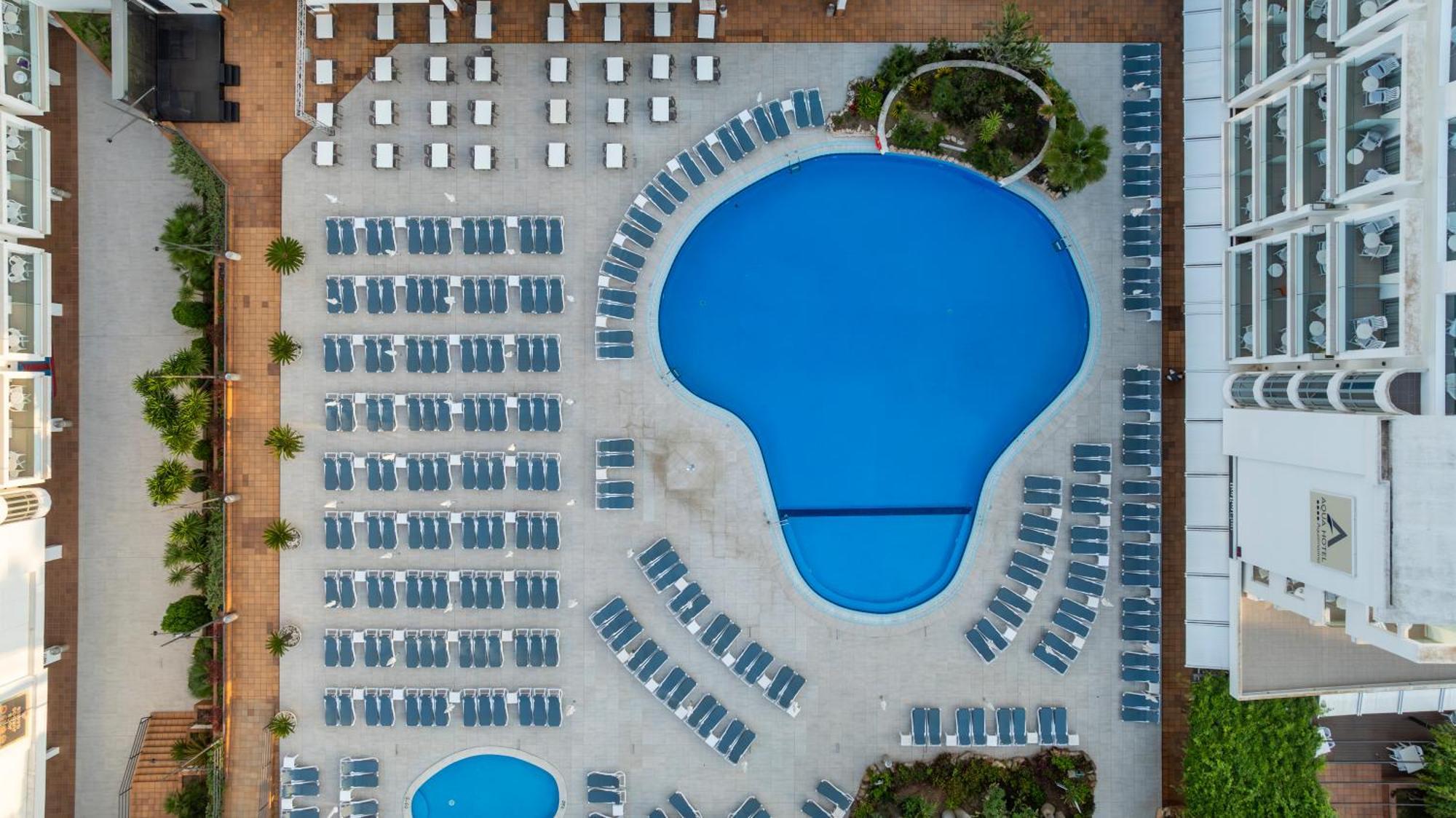 Aqua Aquamarina & Hotel
